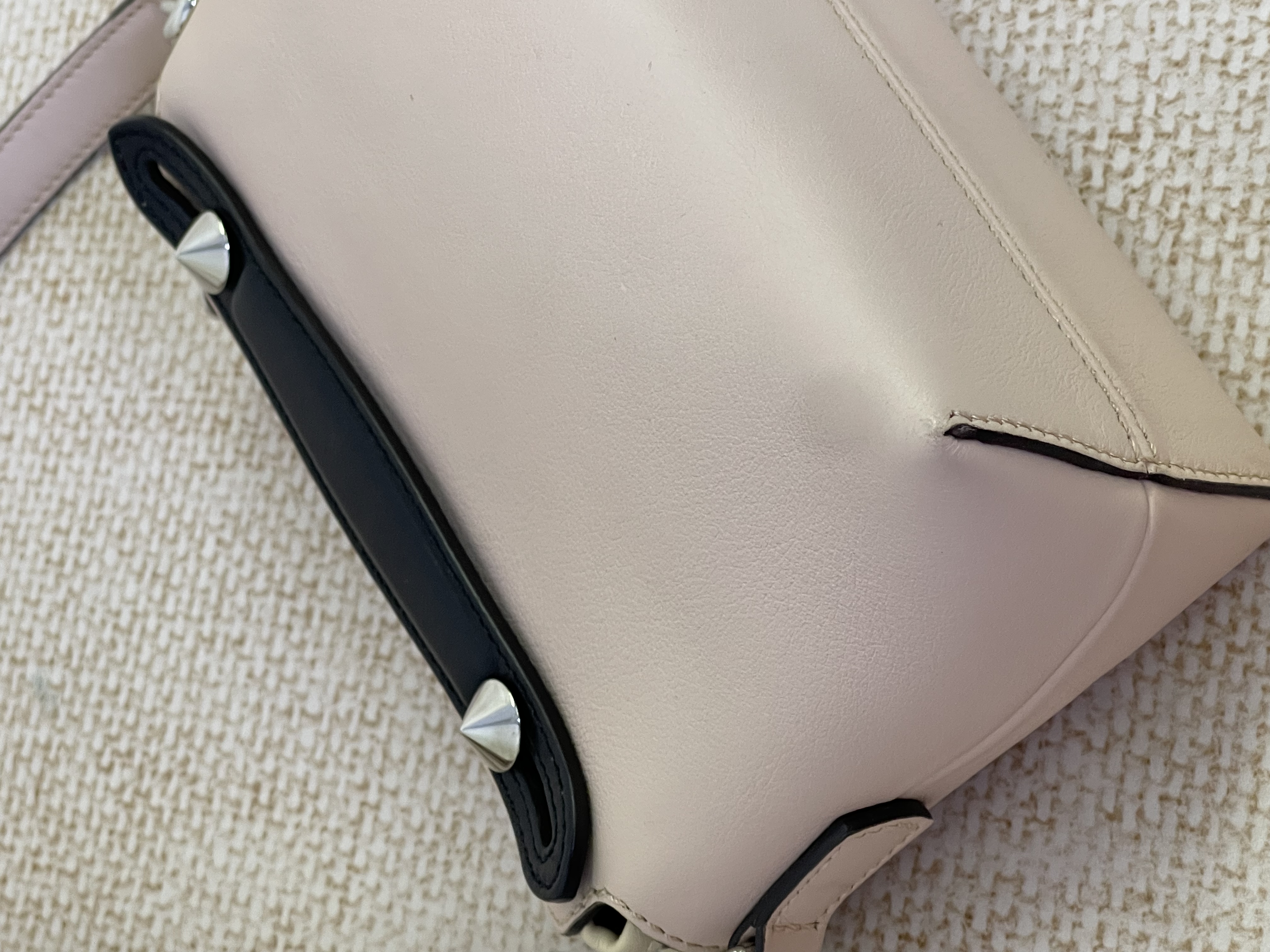 Pre owned Fendi By The Way / Product Code: 26031106