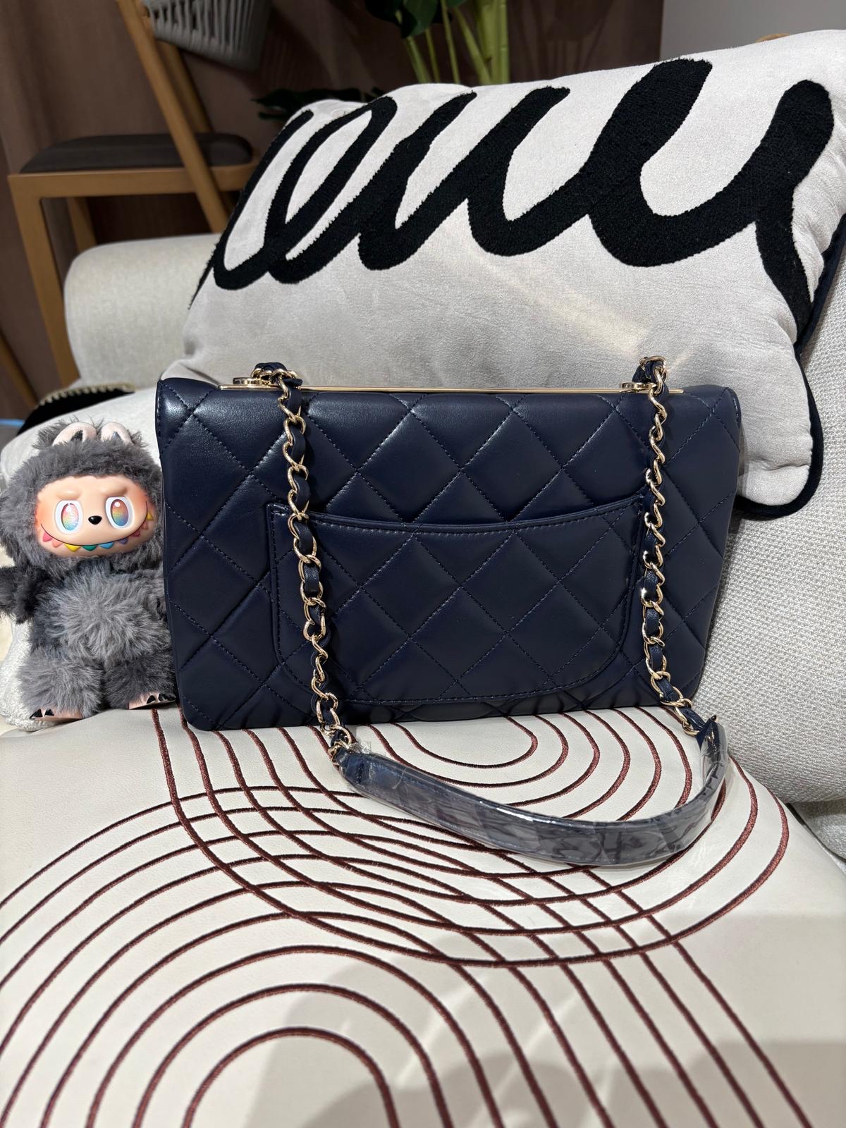 Chanel trendy cc flap bag navy 100%Authentic,95%new ✅Card✅dust bag✅box