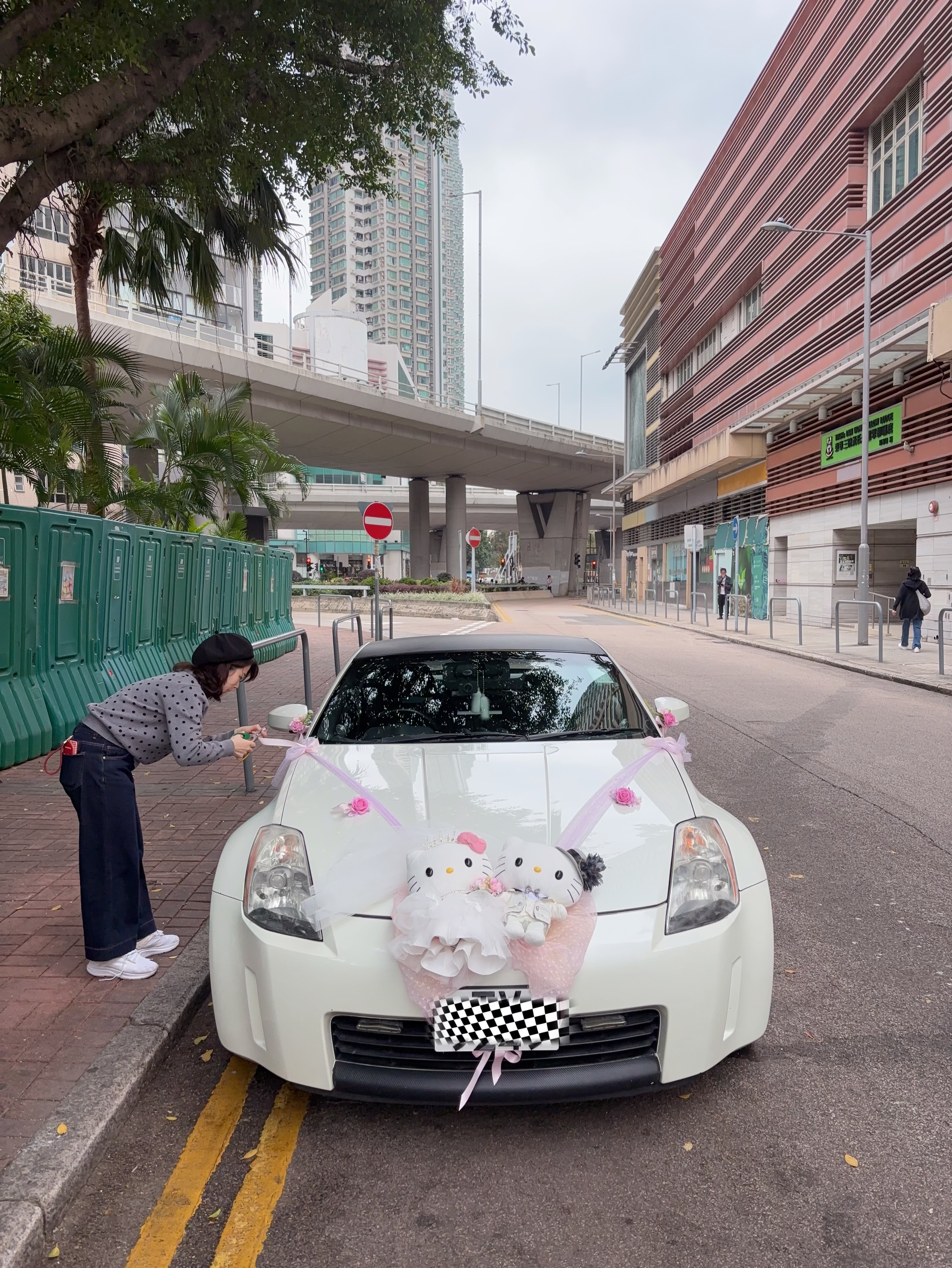 $380大蝴蝶花車固定+4車門花(不包括公仔)