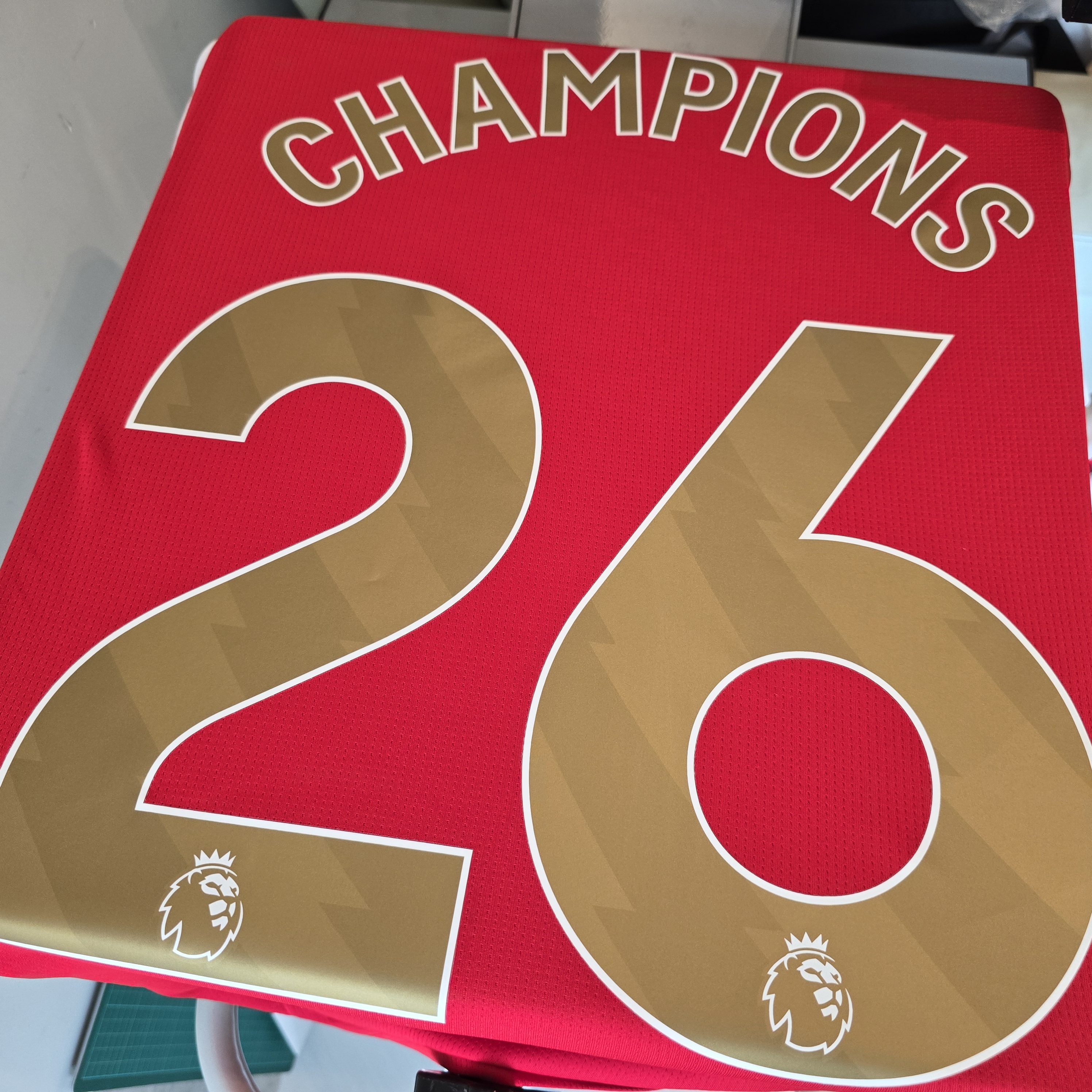 #部分碼現貨 🔴⚪融合酋長球場建築美學 Adidas Arsenal 阿仙奴 2026-27 主場球迷版球衣 (可加印字章) JZ3168