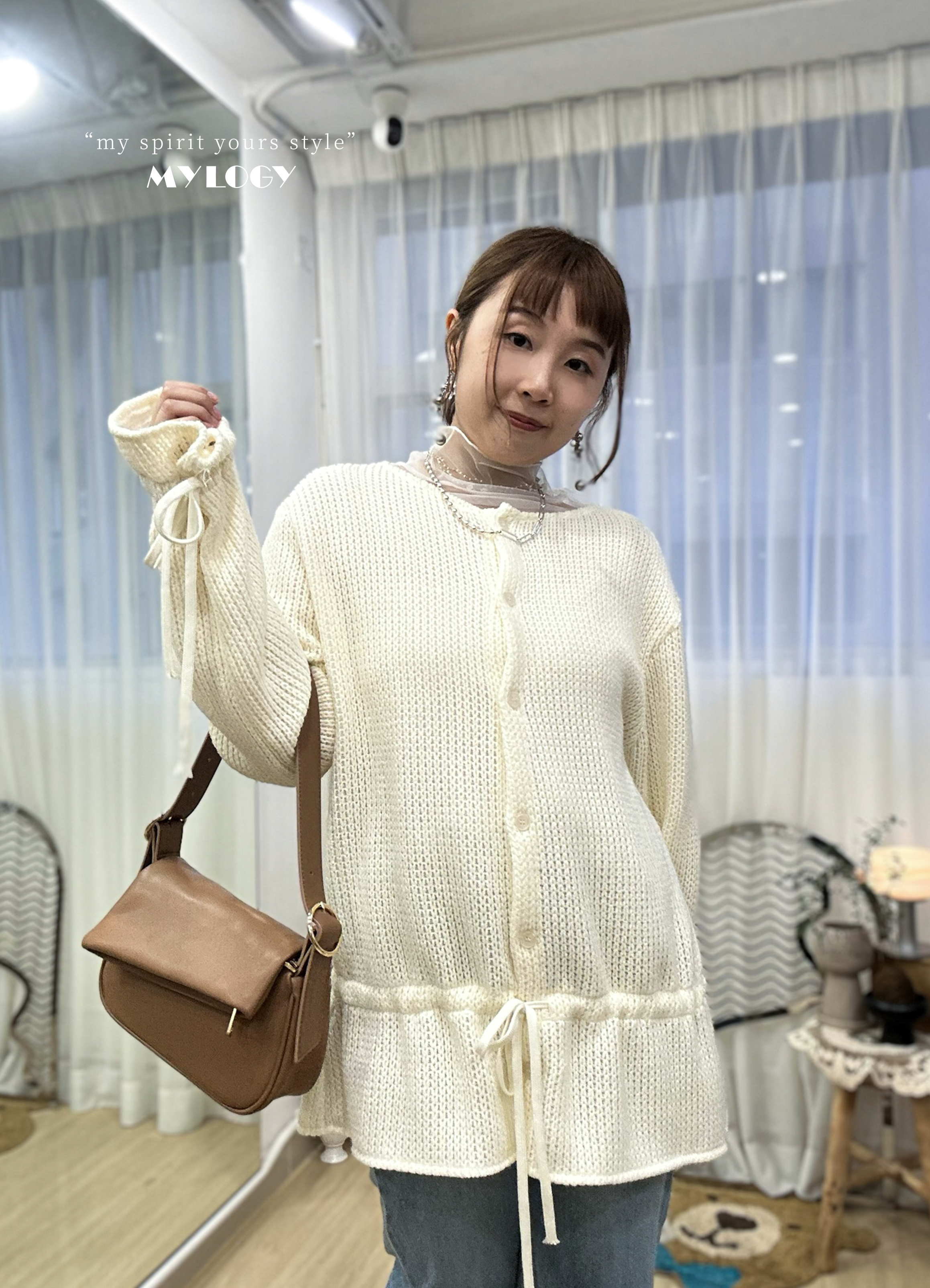 極簡顯瘦～2-ways 索繩開胸針織 UL0001