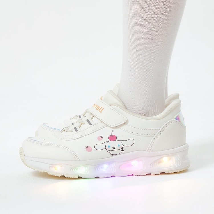 🇰🇷預訂 韓國直送🇰🇷Sanrio 玉桂狗人物印花魔術貼閃燈波鞋