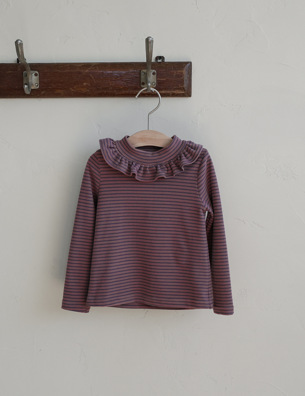 FLO | Wings stripe T-shirt