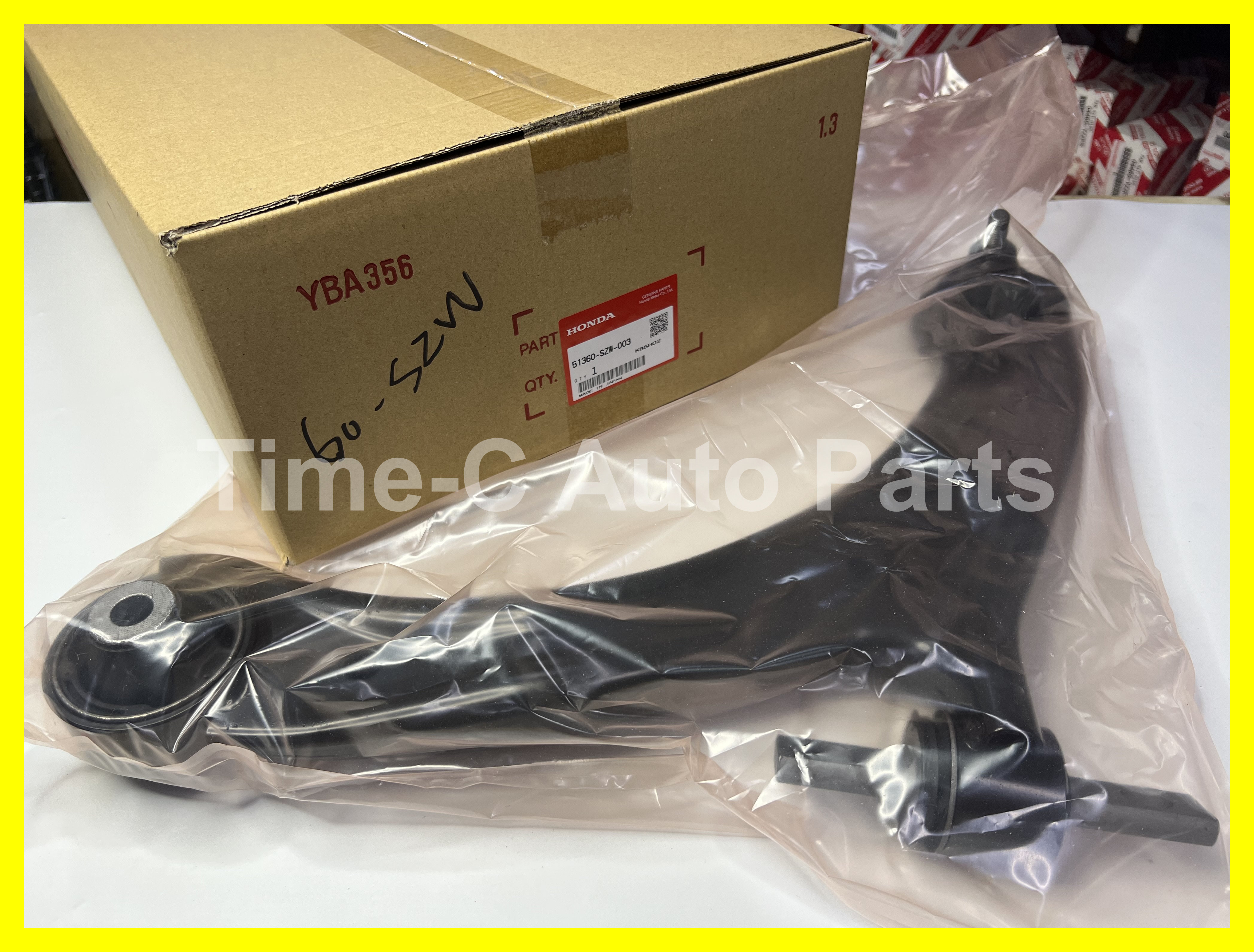 左下叉架 51360-SZW-003 - Honda Stepwgn RK