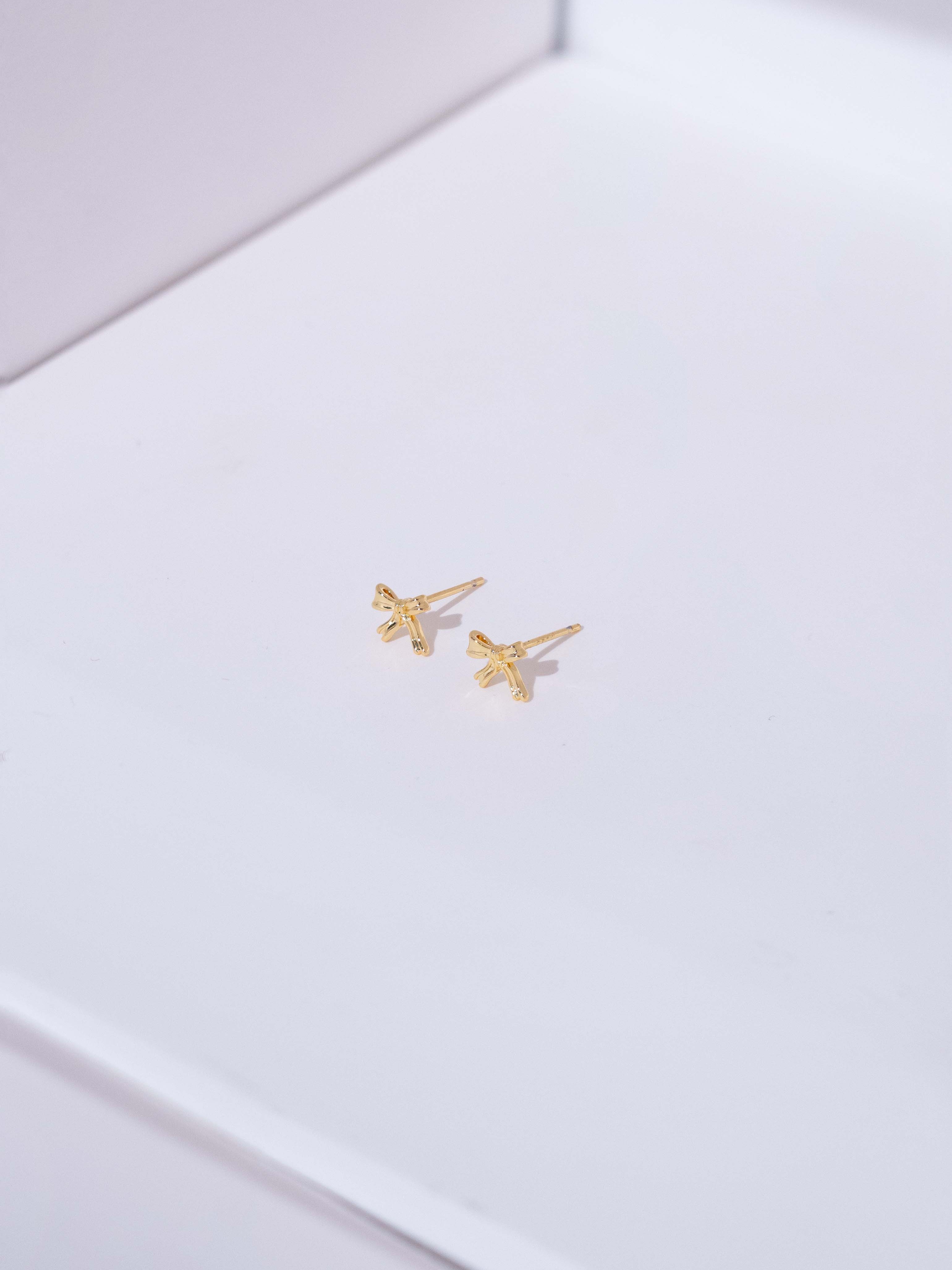 Gift Ribbon Stud Earrings