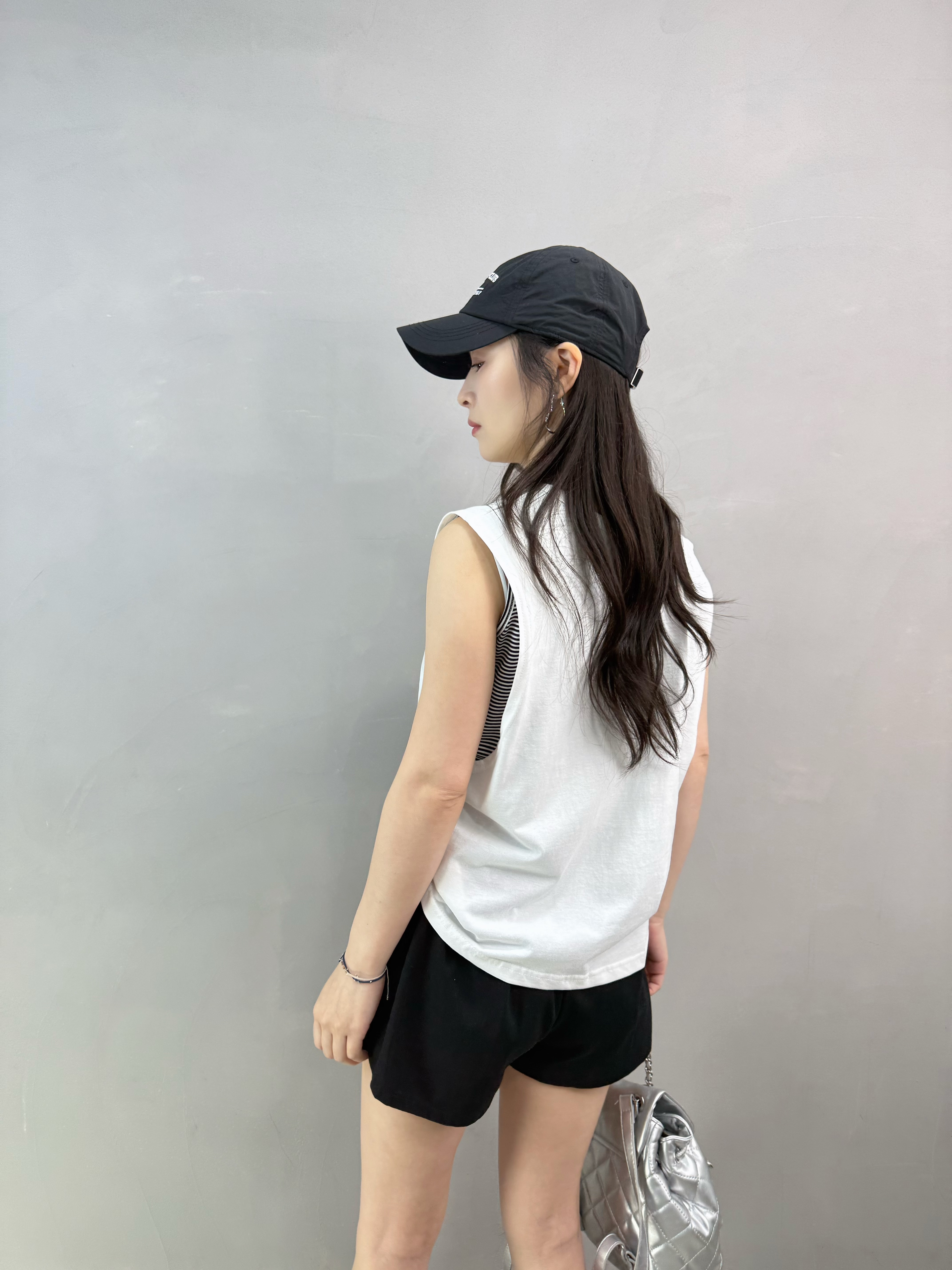 W76 細字假兩件背心