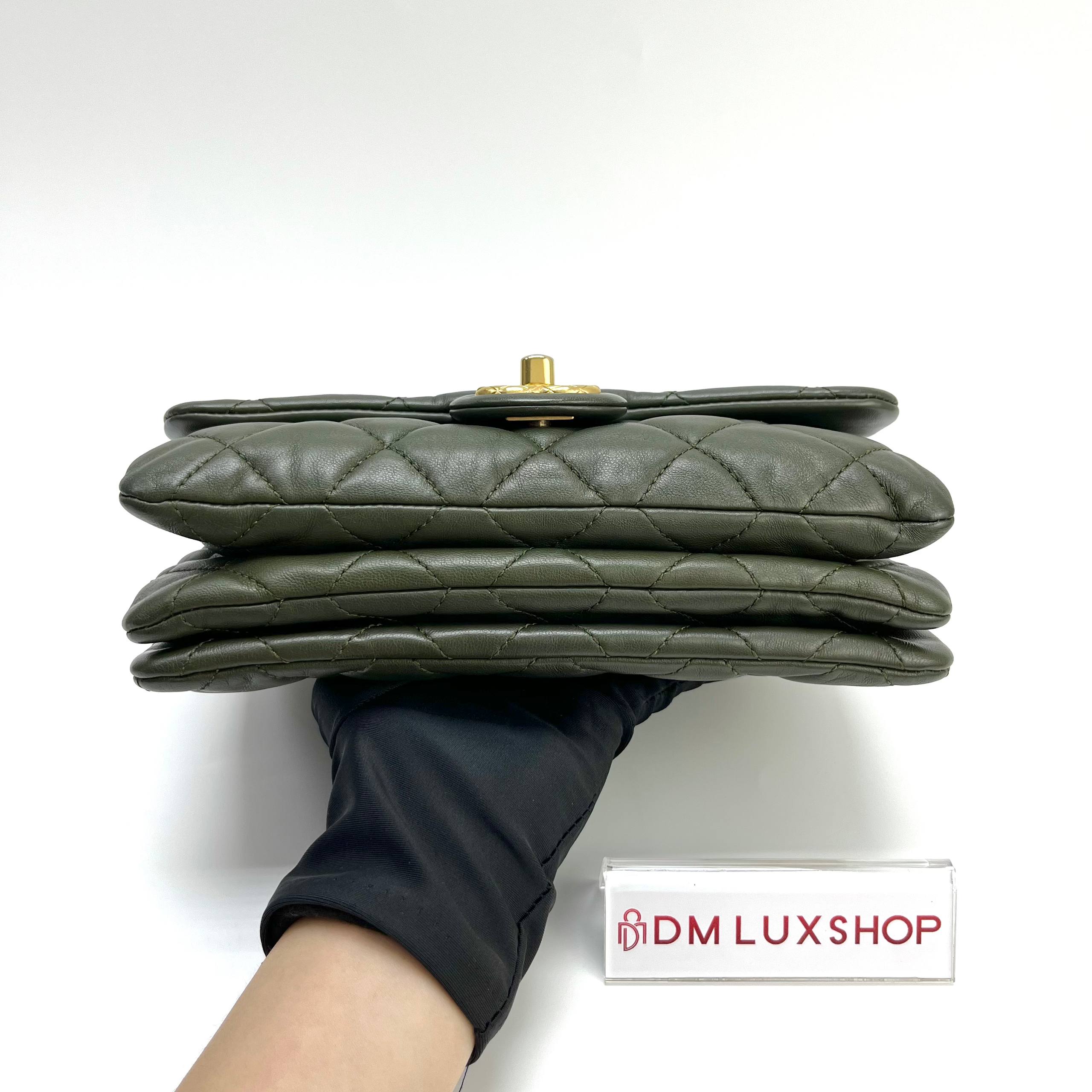 Chanel 22K Pearl Crush GHW Mini (Microchip)