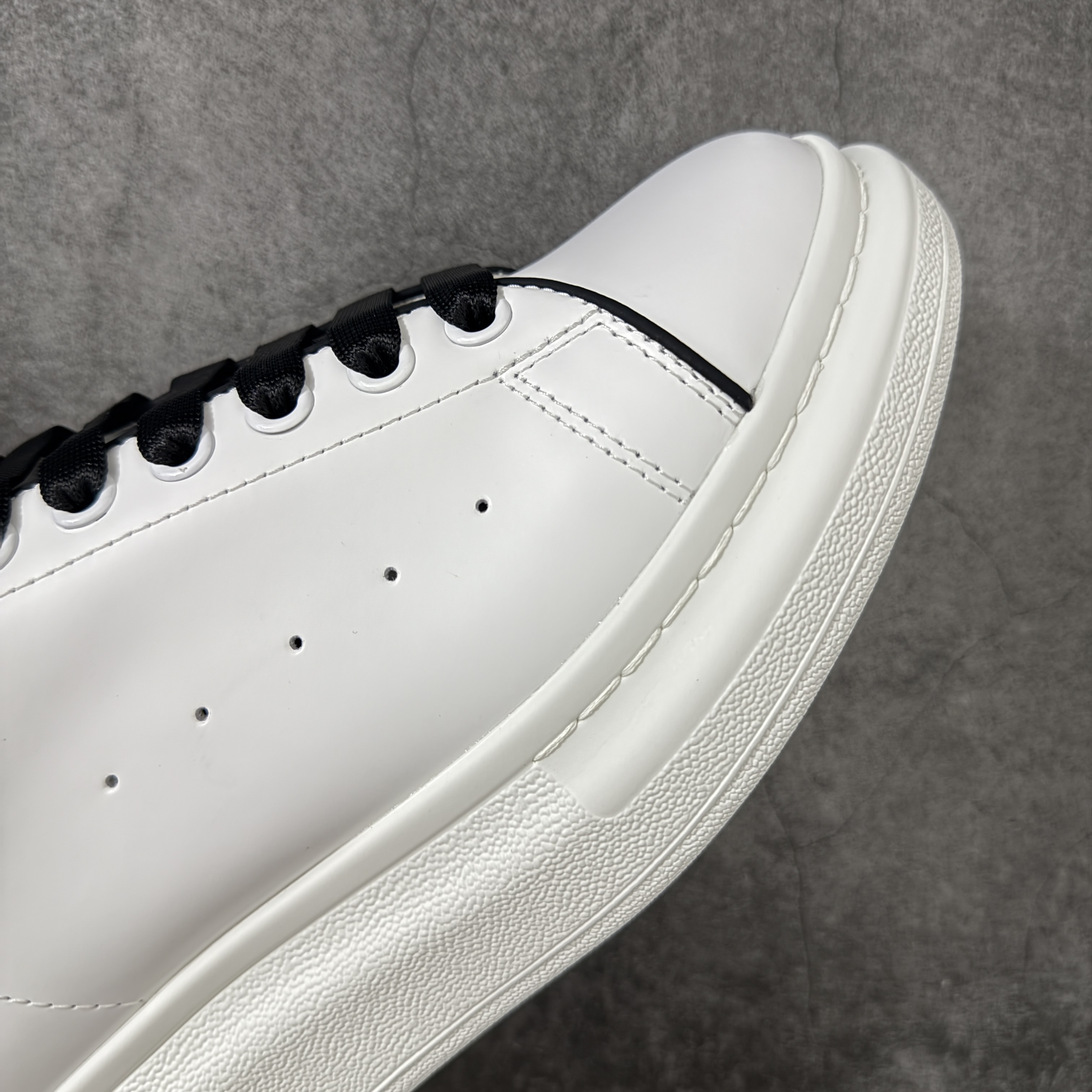 Alexander McQueen Oversized Sneaker