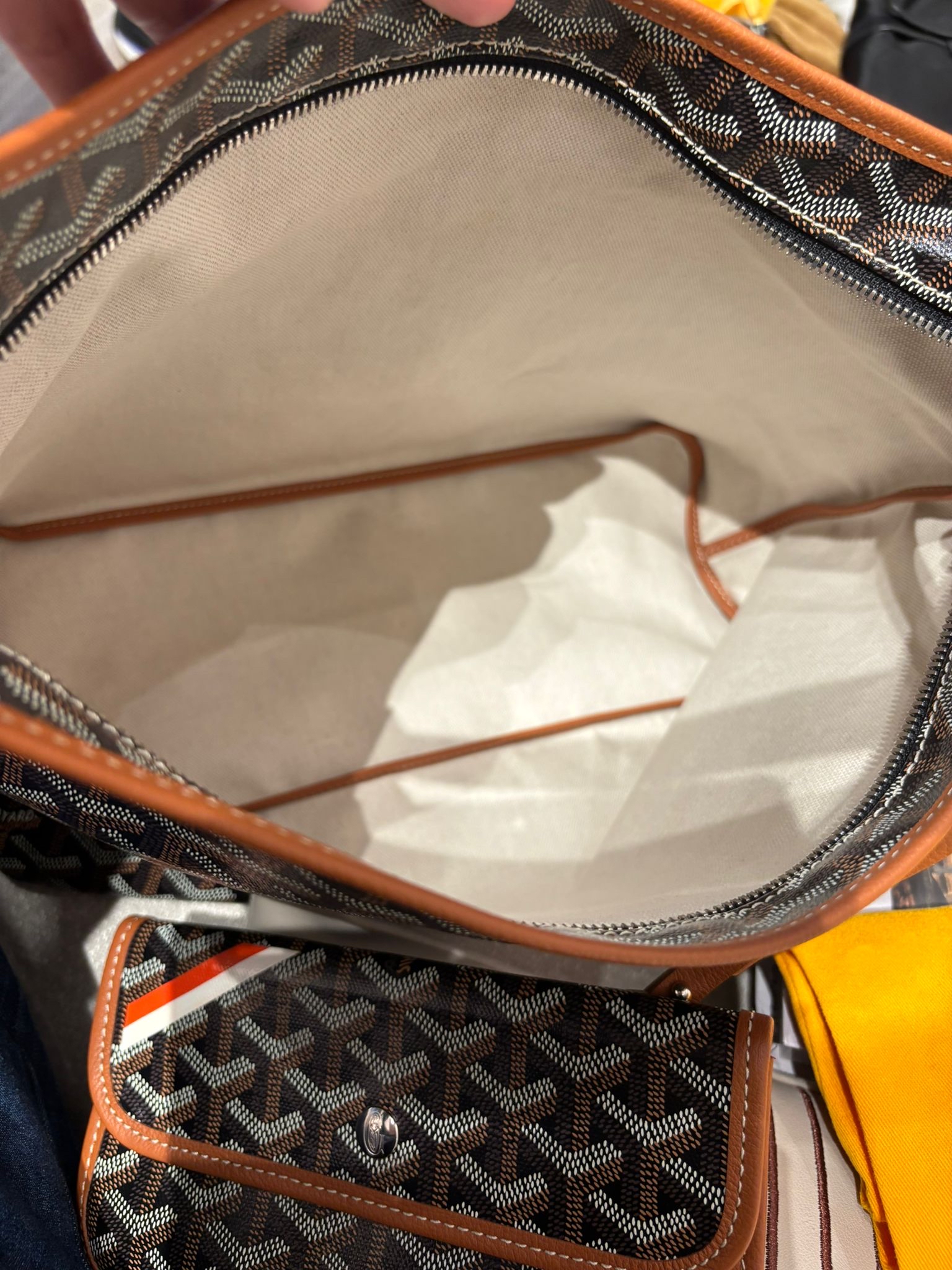 Goyard Hobo Tan 100%Authentic, 98%New✅收據✅Dust bag