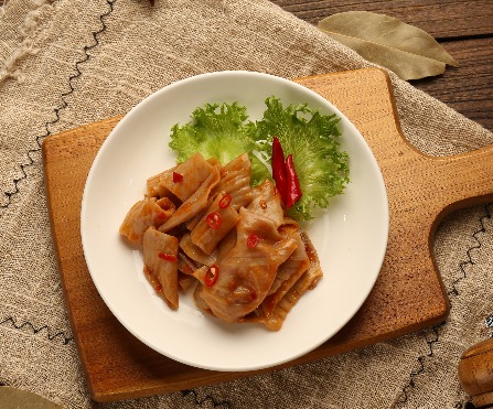 招牌脆腸一包300克**本身小辣**