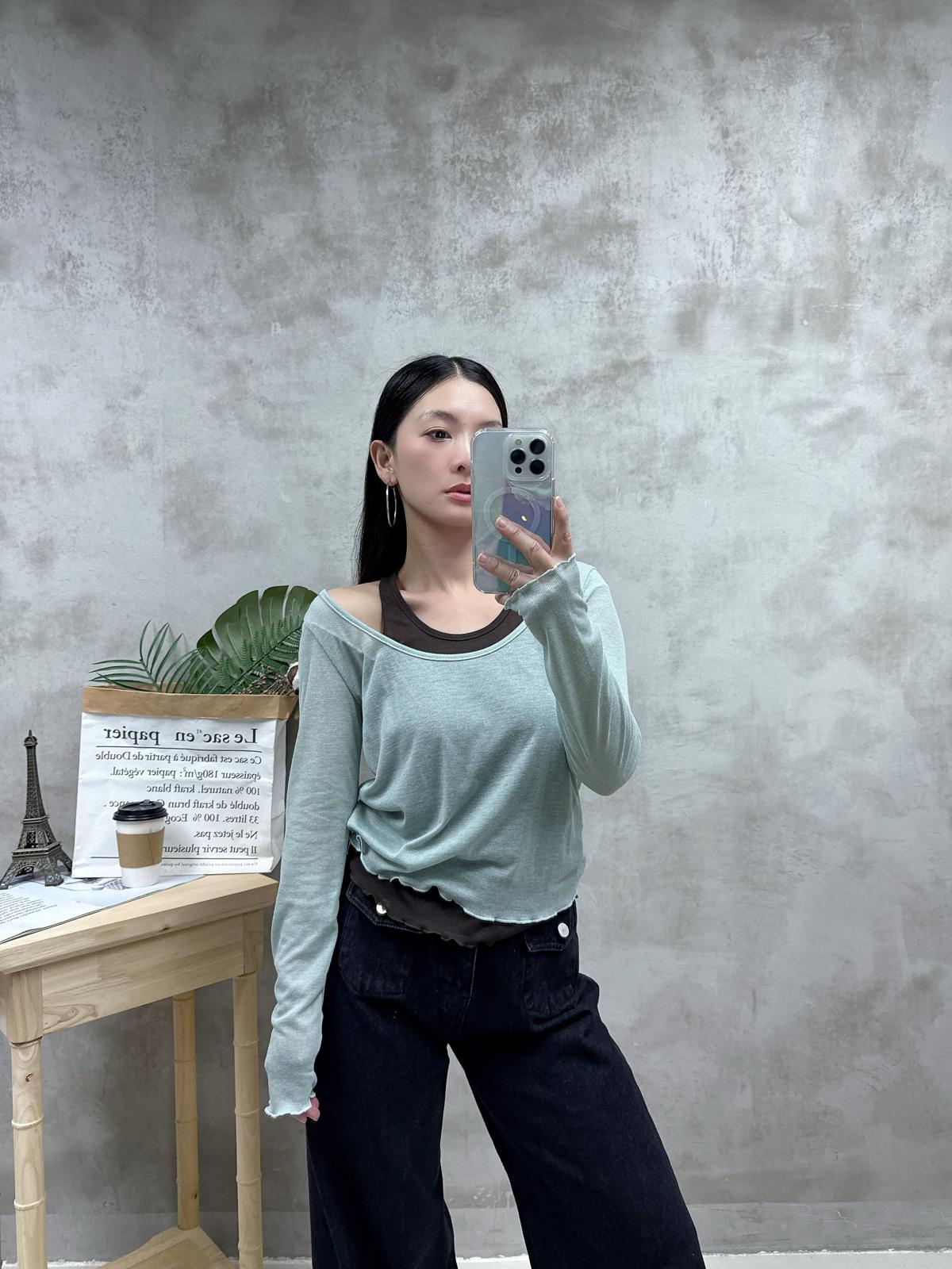 B21 假兩件拼色Top
