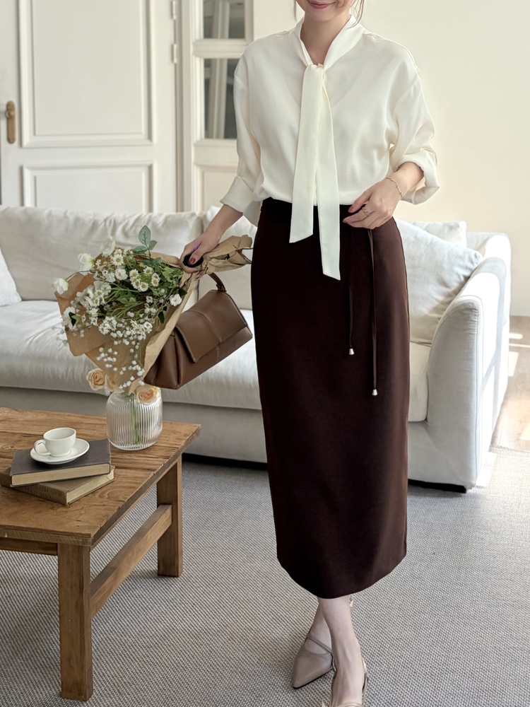 Two-way Tie Detail Blouse (Ivory)