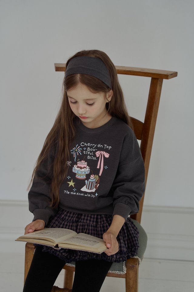 Momoann | Tea Time Sweatshirt(With Mom)