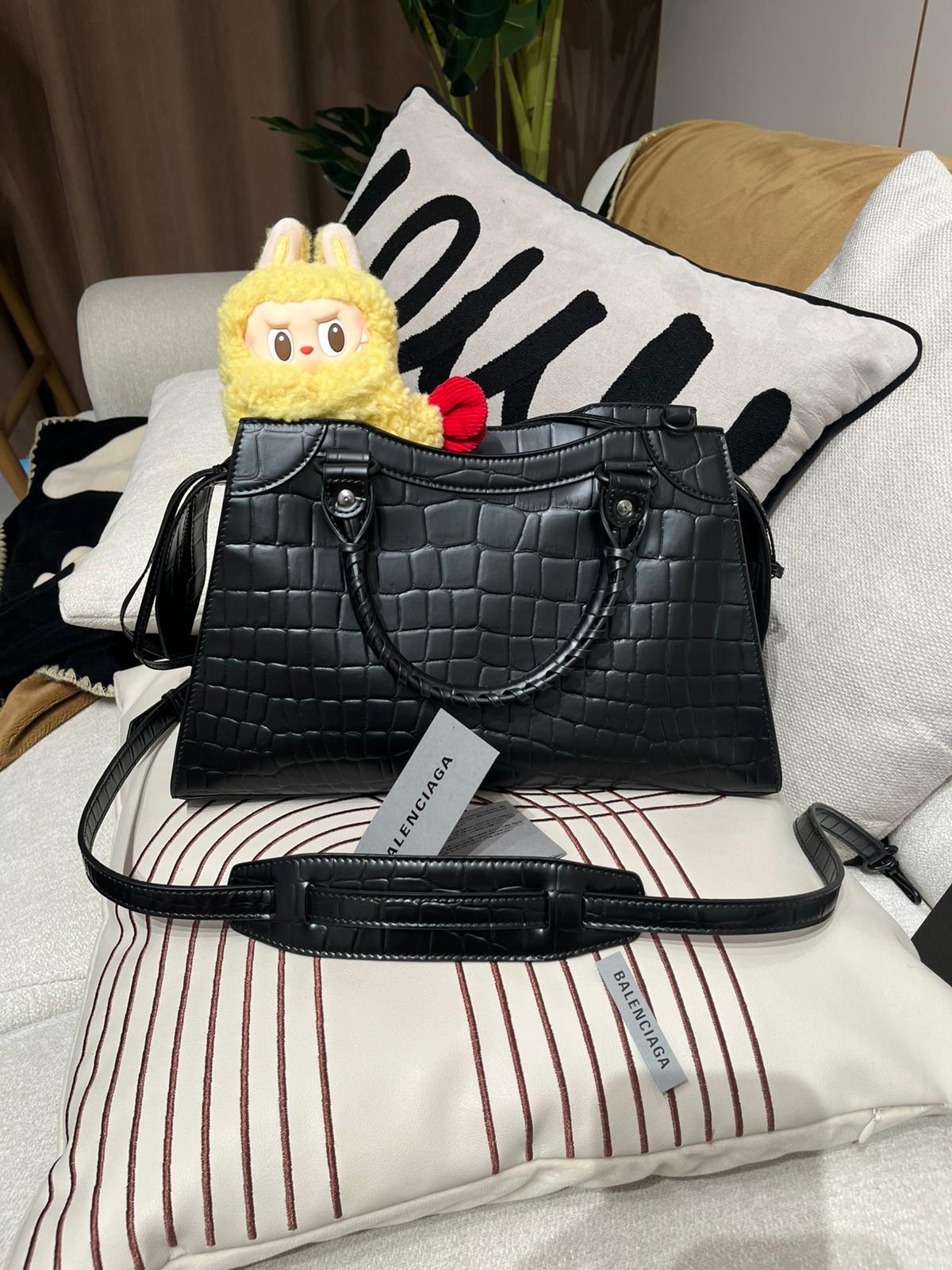 未使用品 BALENCIAGA Neo Classic City 2 way bag 黑色 So Black 638521 Crocodile Embossed Calfskin,100%Authentic, Unused未使用品 ✅Dust bag✅tap