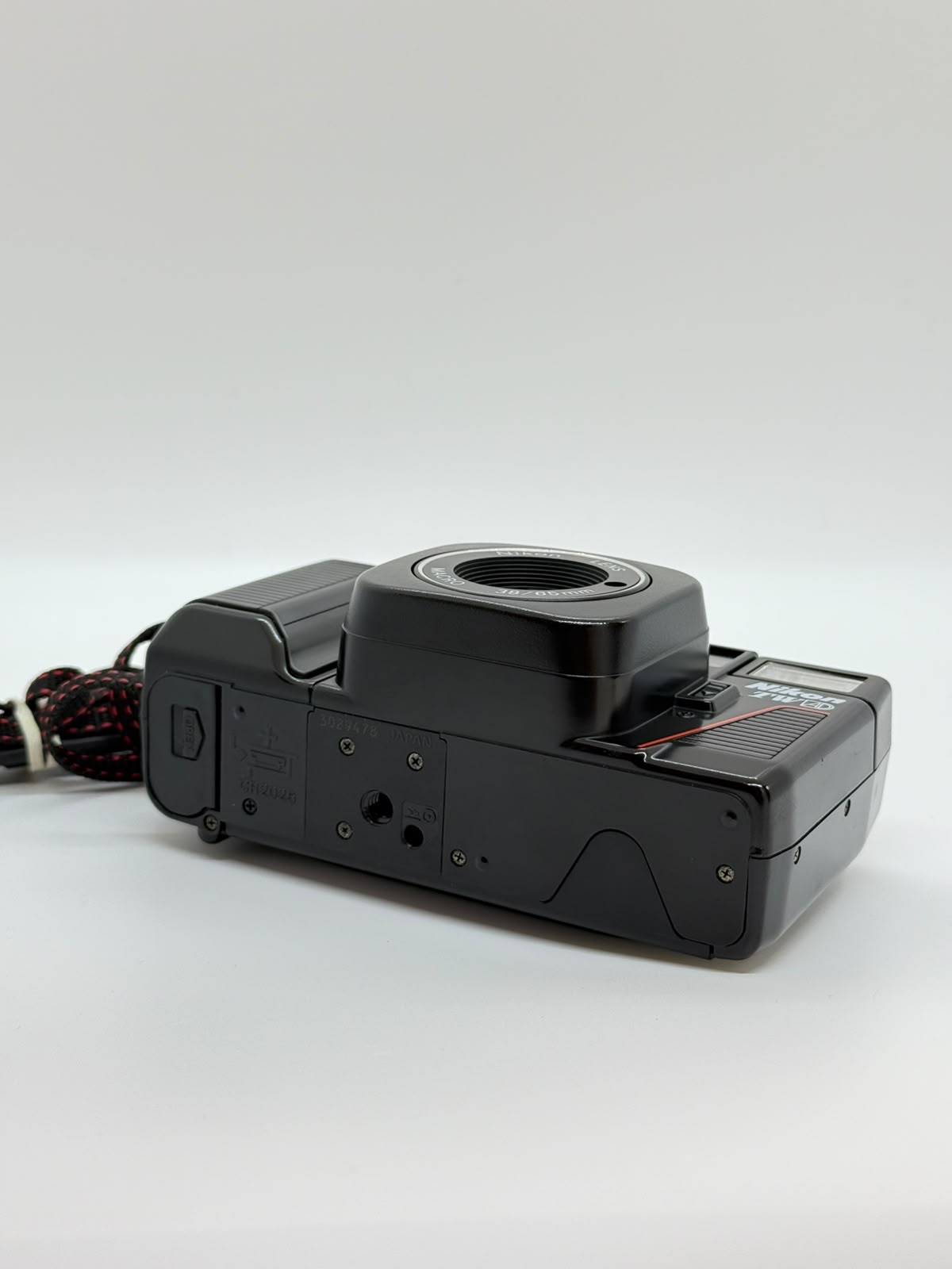 Nikon L35 TWAD Point and Shoot (傻瓜機)菲林相機 