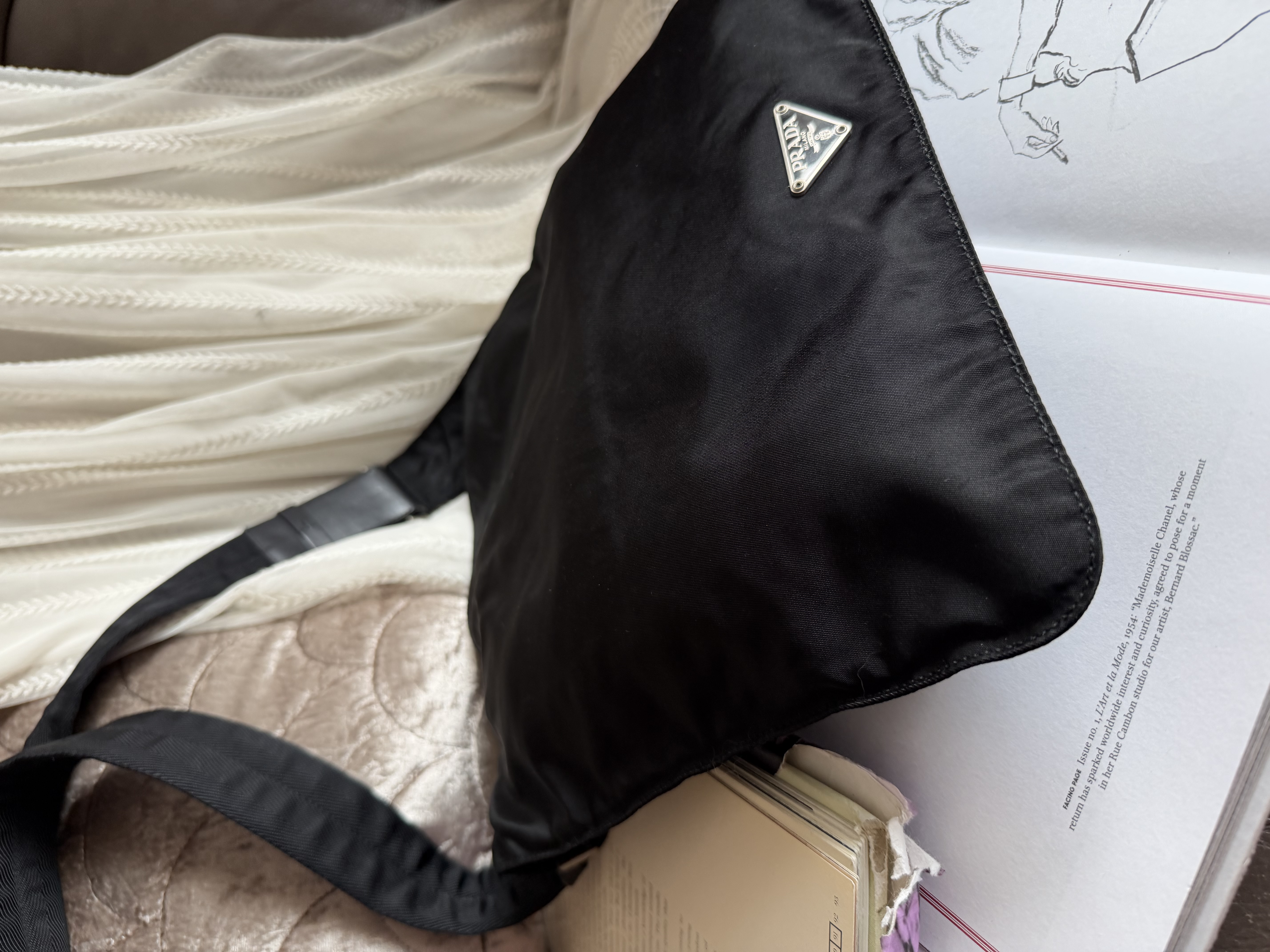 prada black黑色 nylon crossbody bag 