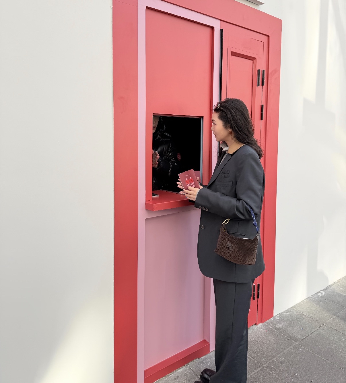 限時優惠‼️MIUMIU 燈芯絨Gabardine pouch Size 18.5x14x10cm