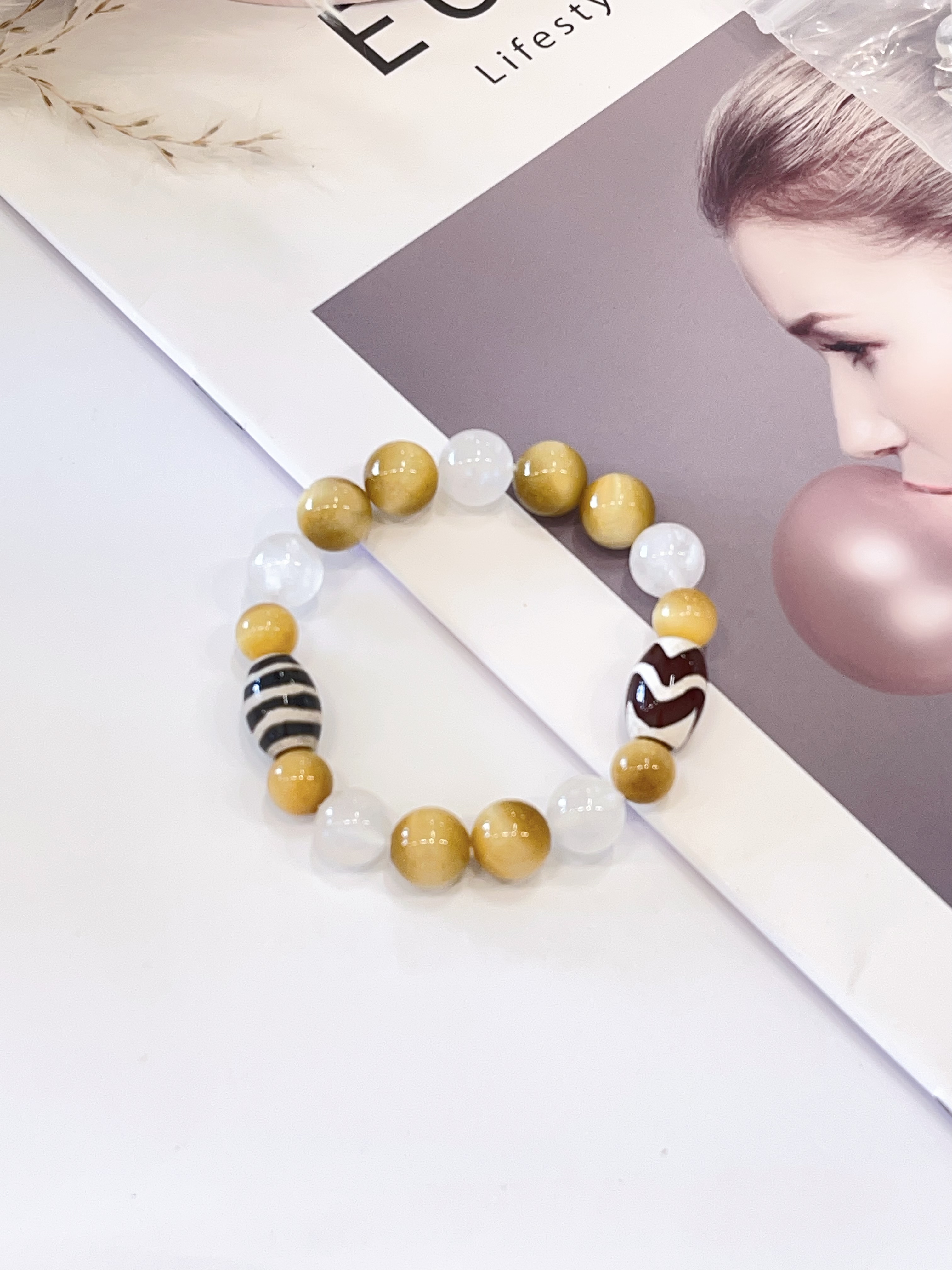 🌙✨ 月光石 × 金虎眼手串 Moonstone & Golden Tiger Eye 