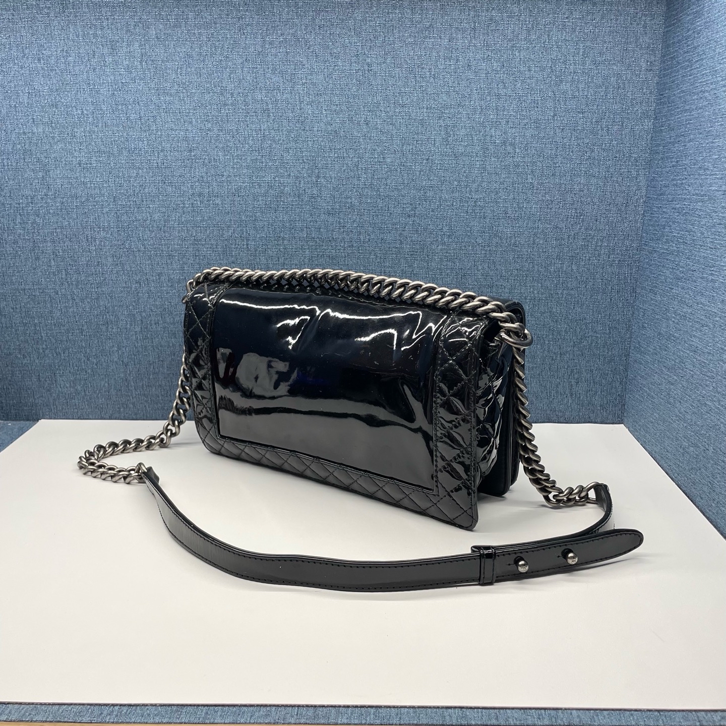 【預訂貨品】Chanel黑銀漆皮Leboy