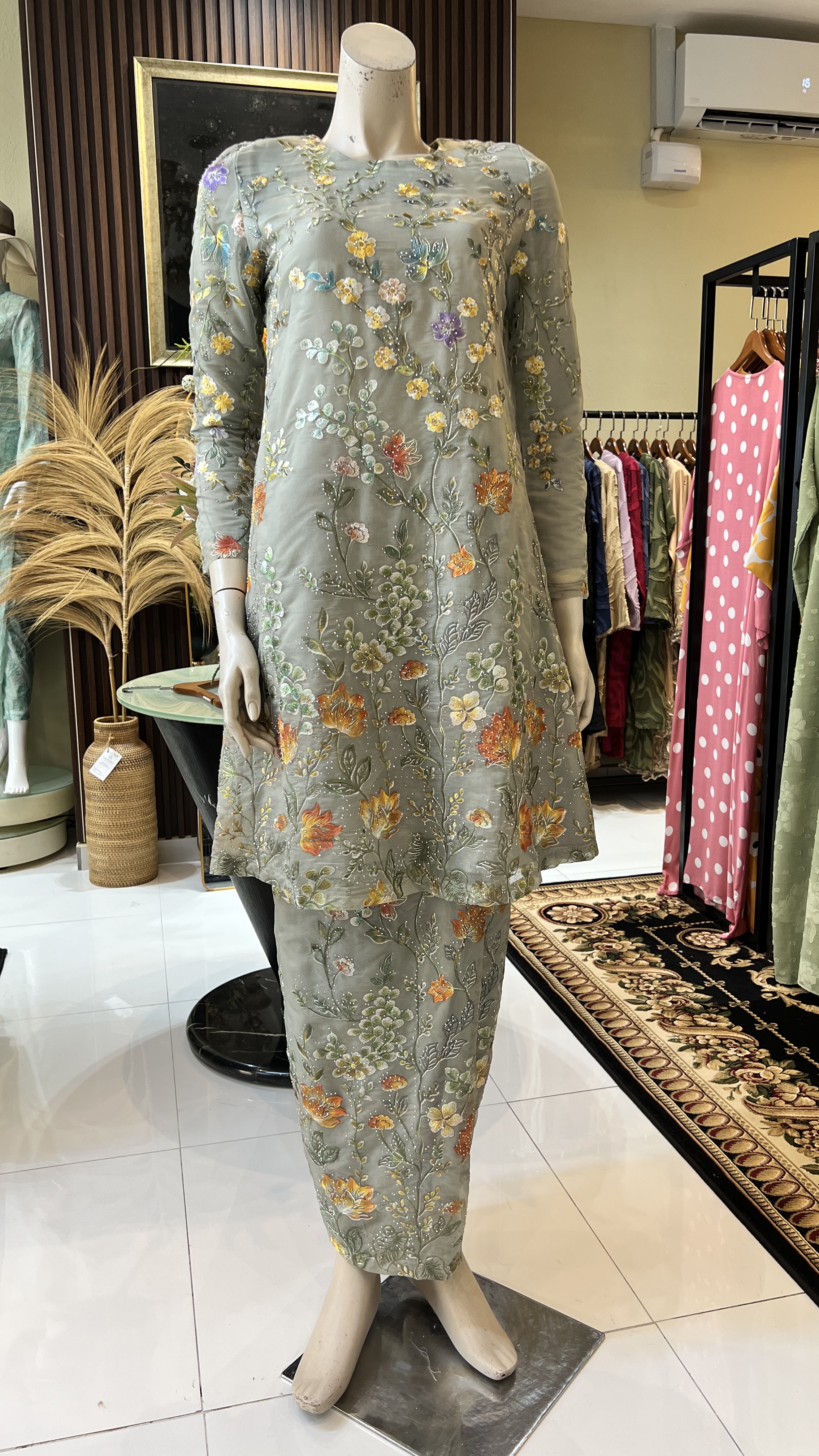 RIAU CALLA LILY