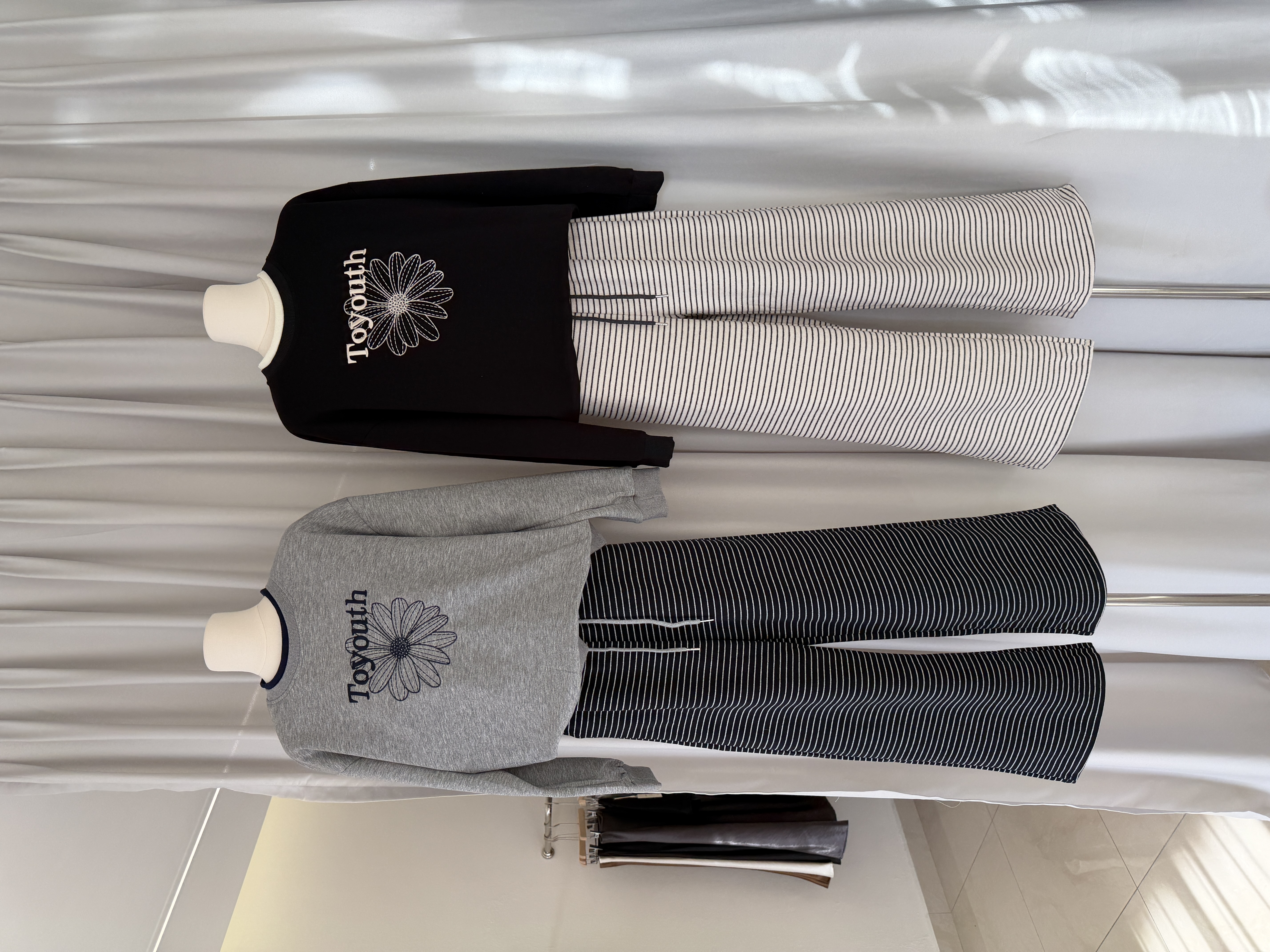 6581 爆款韩系雏菊卫衣