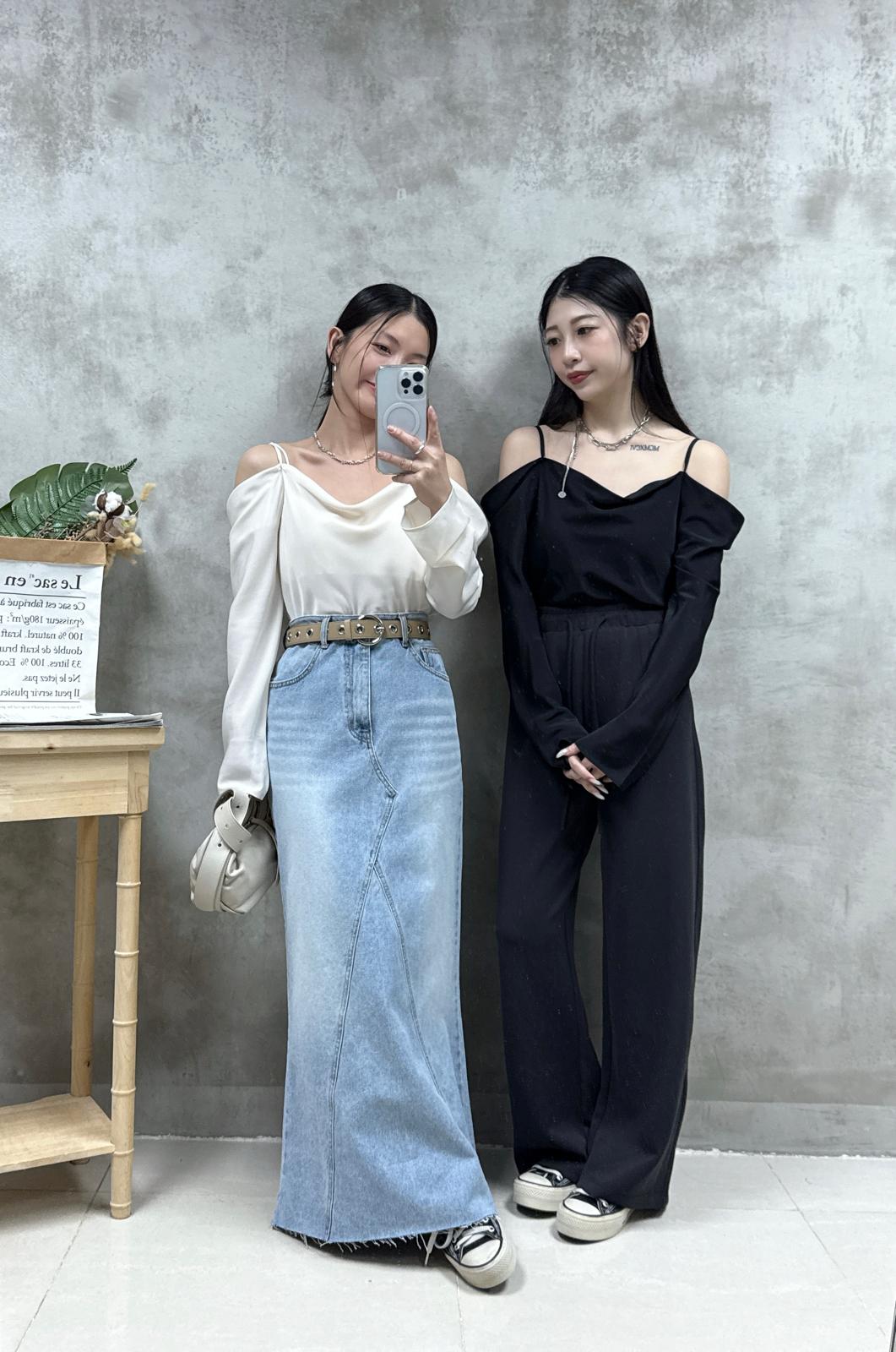 E09 滑料一字領Top