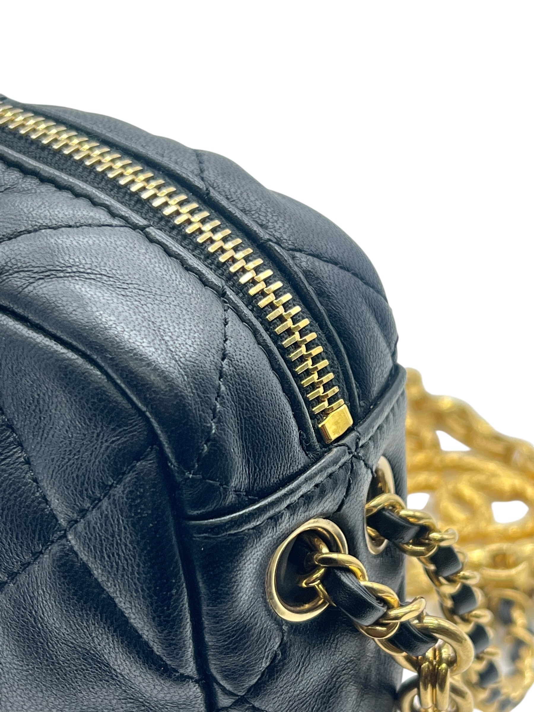 Unused Item CHANEL Camera Bag / Product Code: 061401