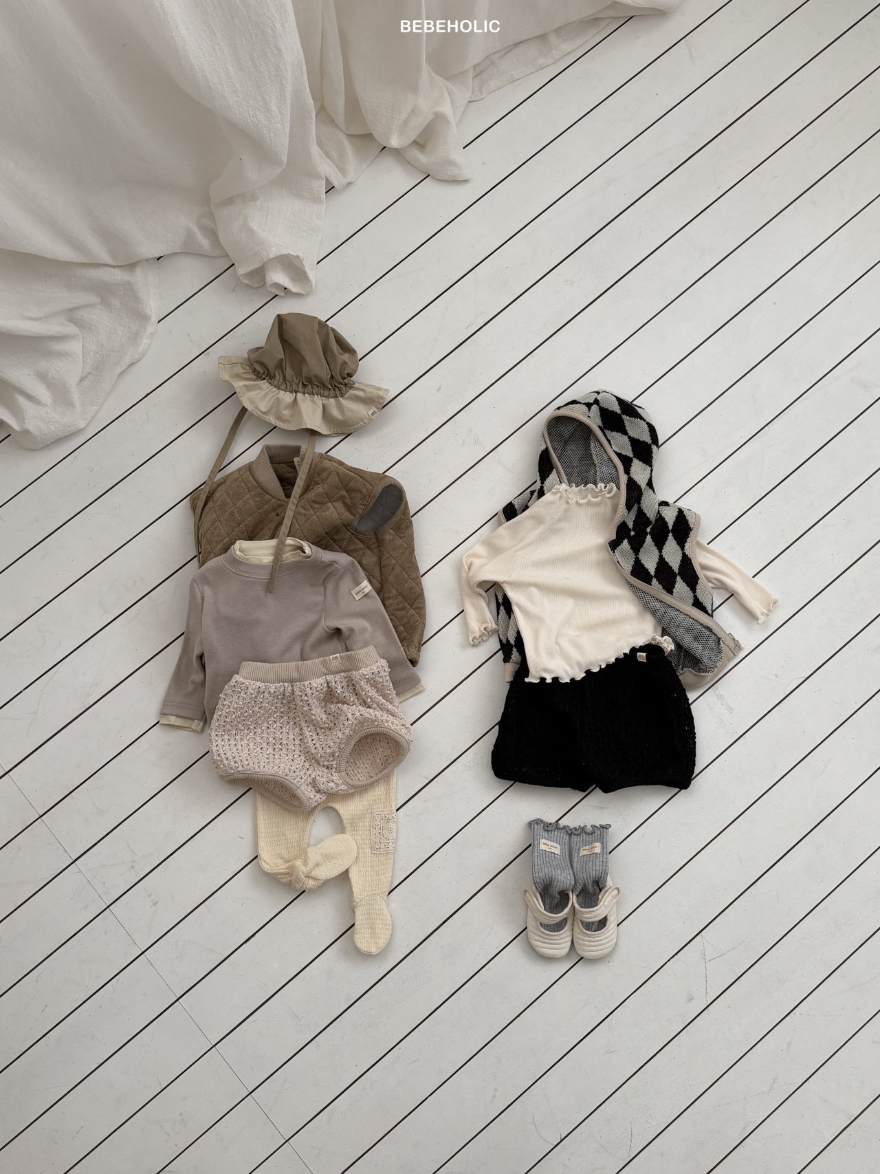 🌸預訂 韓國直送🌸🇰🇷BEBEHOLIC兩色絨球燈籠褲