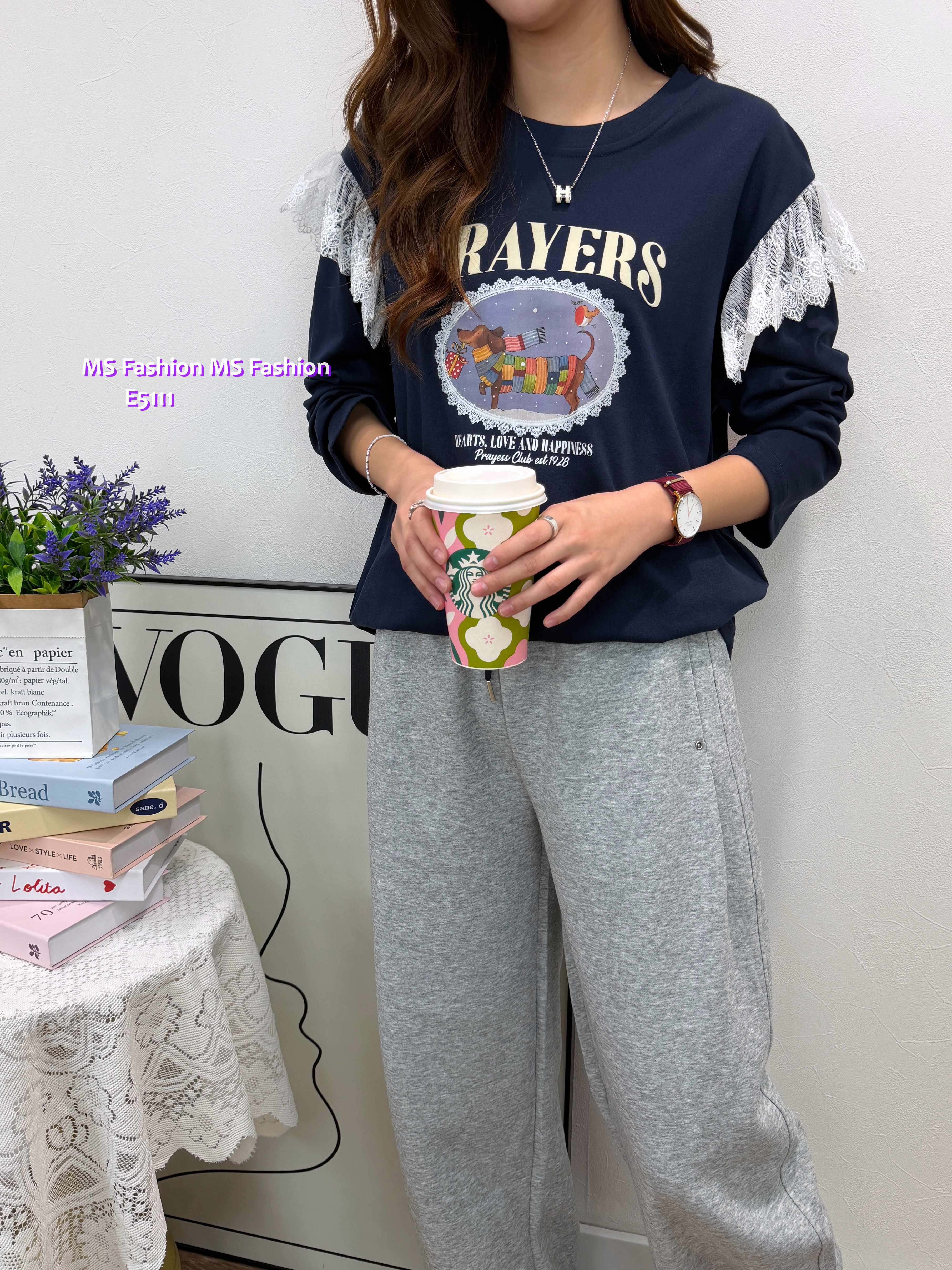 E5111 狗狗圖案袖lace top
