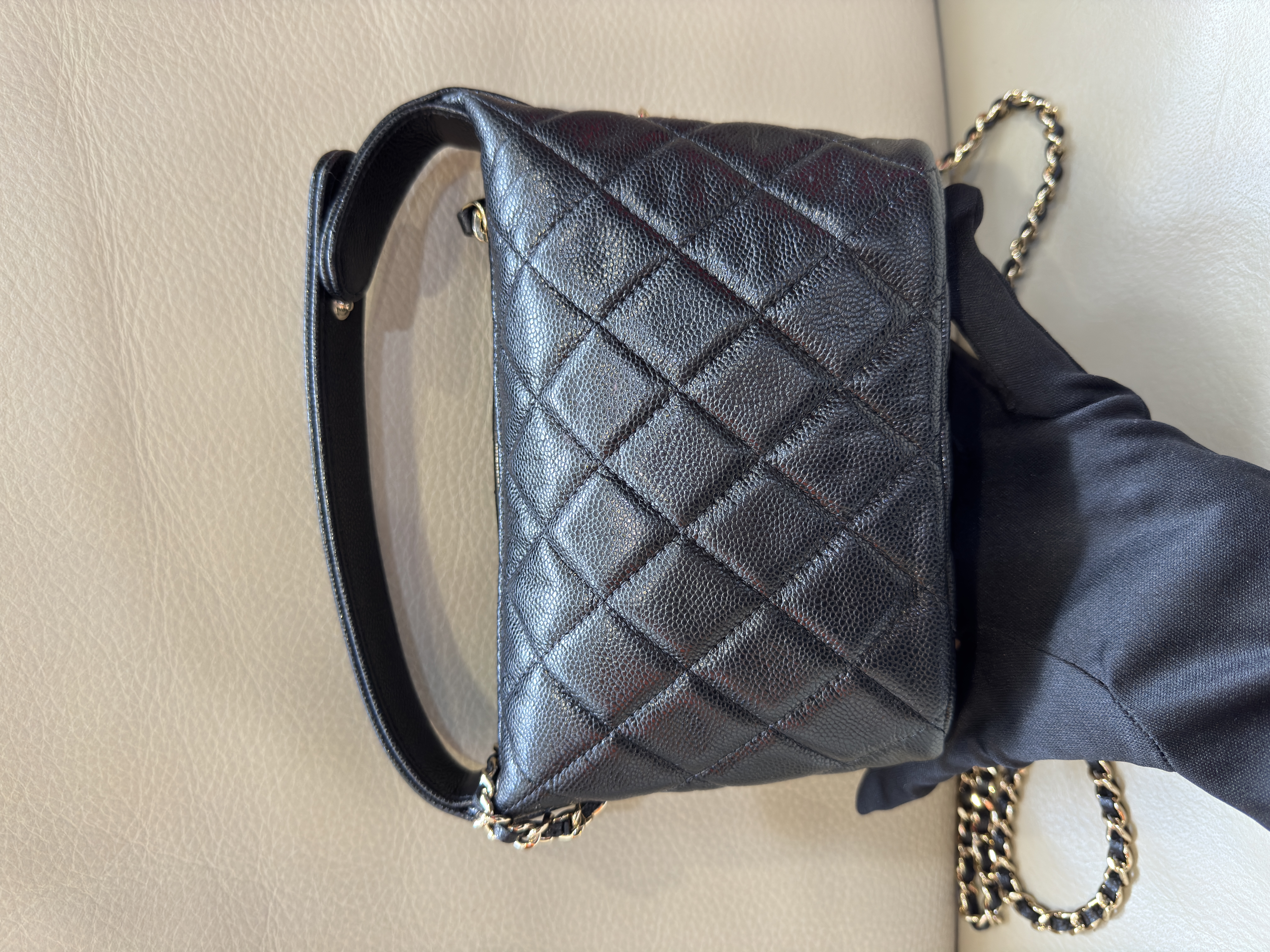 Pre-Owned CHANEL 25C Hobo Bag / Product Code: 36042428