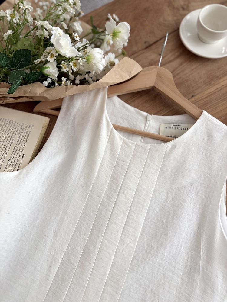 Linen Pintuck Dress (Blue)