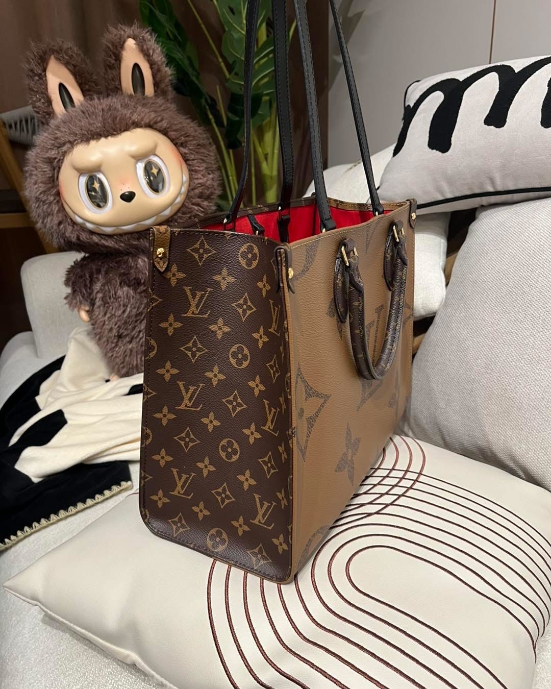 LV OnTheGo MM 100%Authentic, 95%New ✅Dust bag