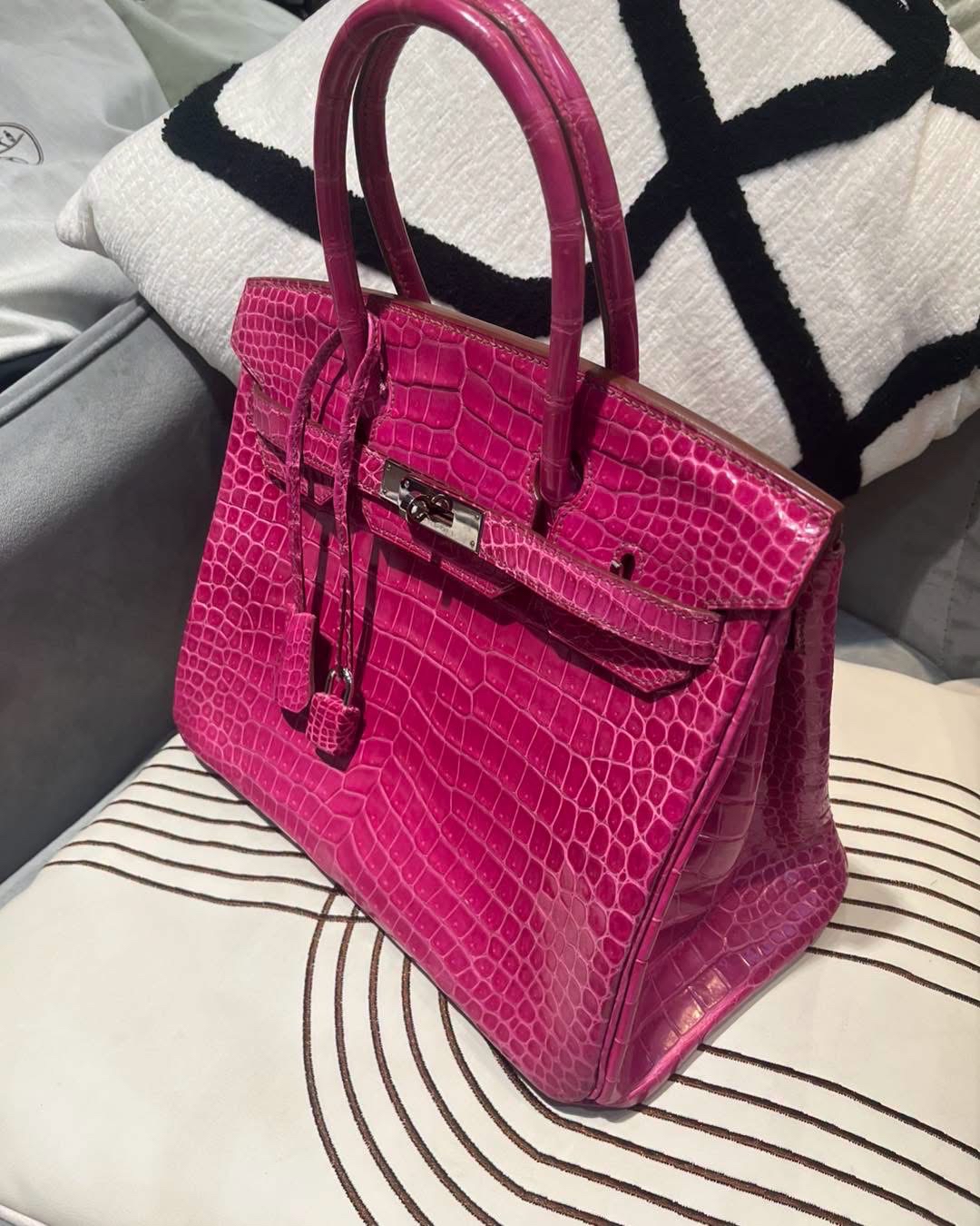 Hermes Birkin 30 , 鱷魚牛皮  100%Authentic ,95%new  ☑️cites證書☑️Key lock ☑️dust bag 