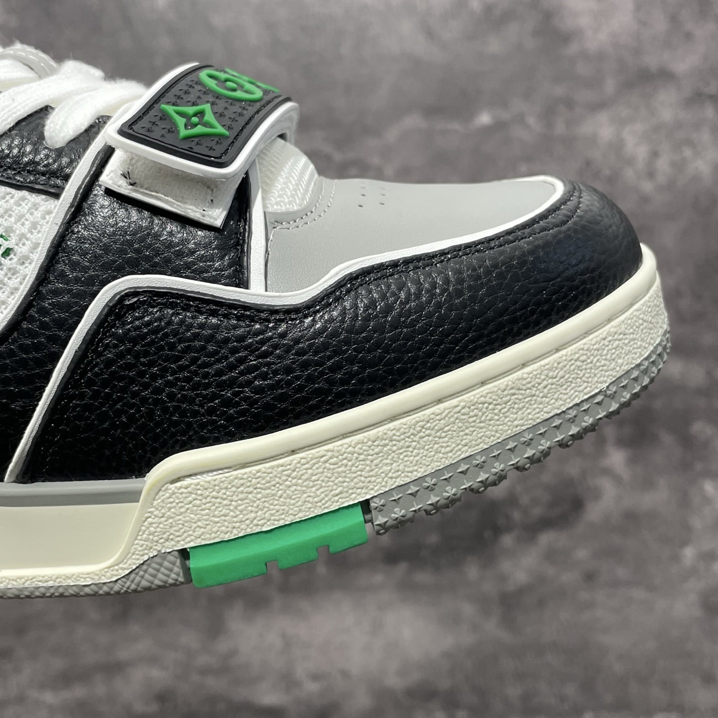 Louis Vuitton LV Trainer