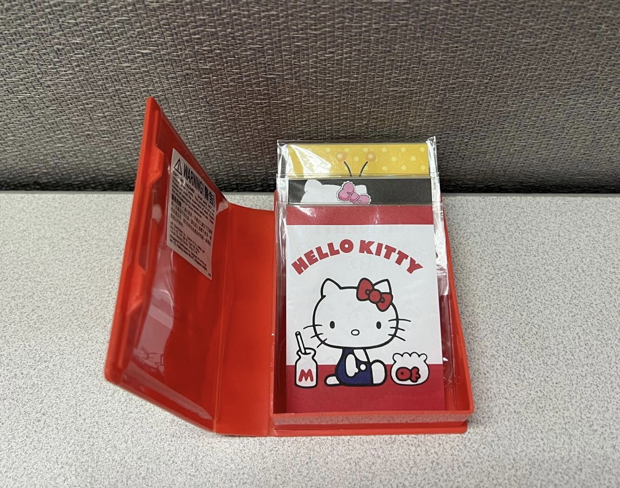Hello Kitty 文具套裝
