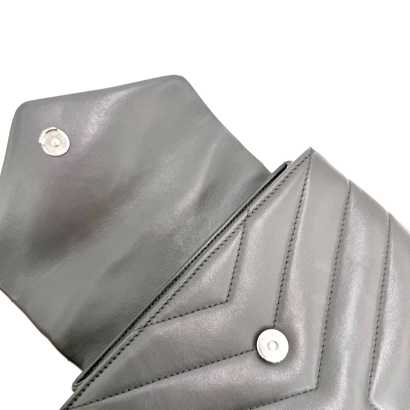 【預訂貨品】YSL 灰色豆腐包