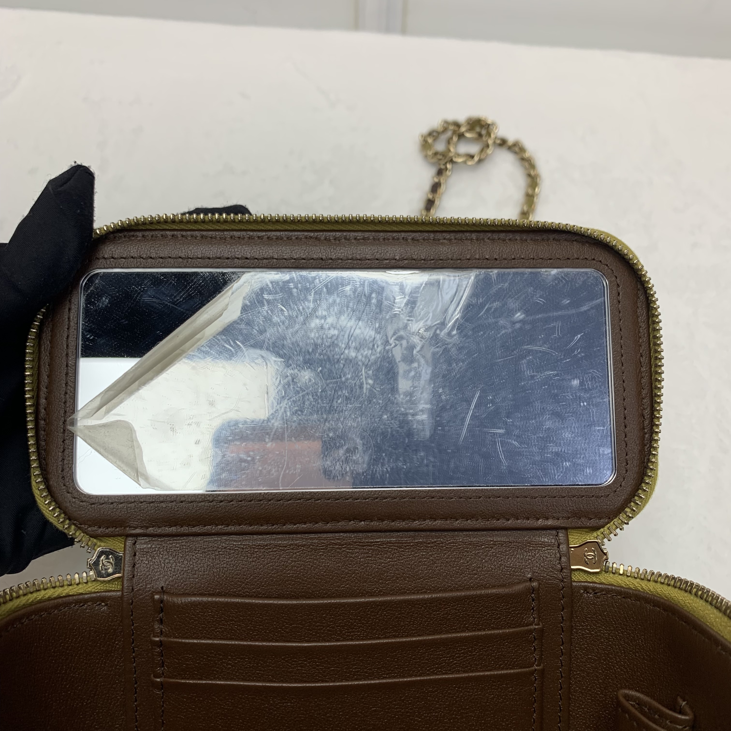 23A chanel化妝包 手柄帶鏡膜