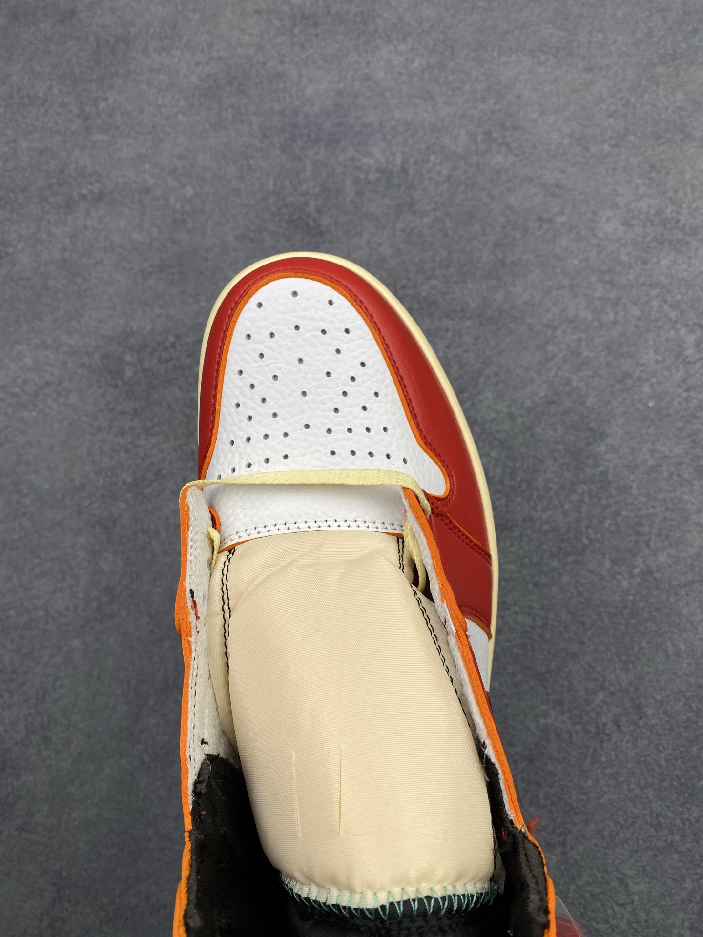 Nike Air Jordan 1 Retro High OG HV8563-600