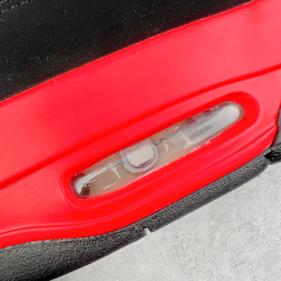 Nike Air Jordan 4 Retro "Red Thunder"  CT8527-016