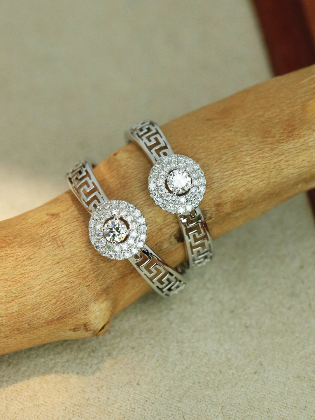 18K Diamond Ring 