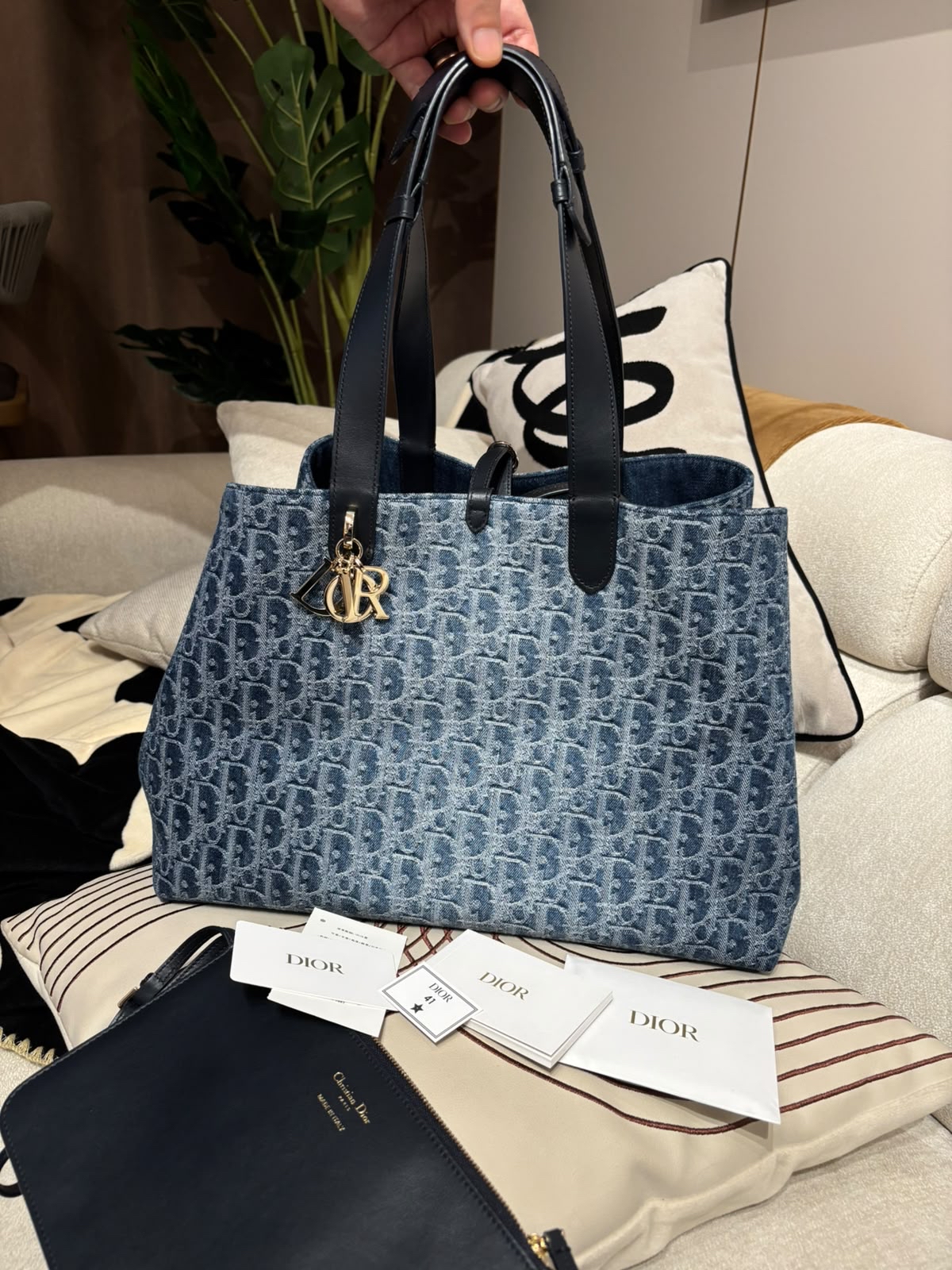 Dior Toujours 手袋 denim 牛仔布2way bag  100%Authentic, 98%new ✅certificate ✅dust bag