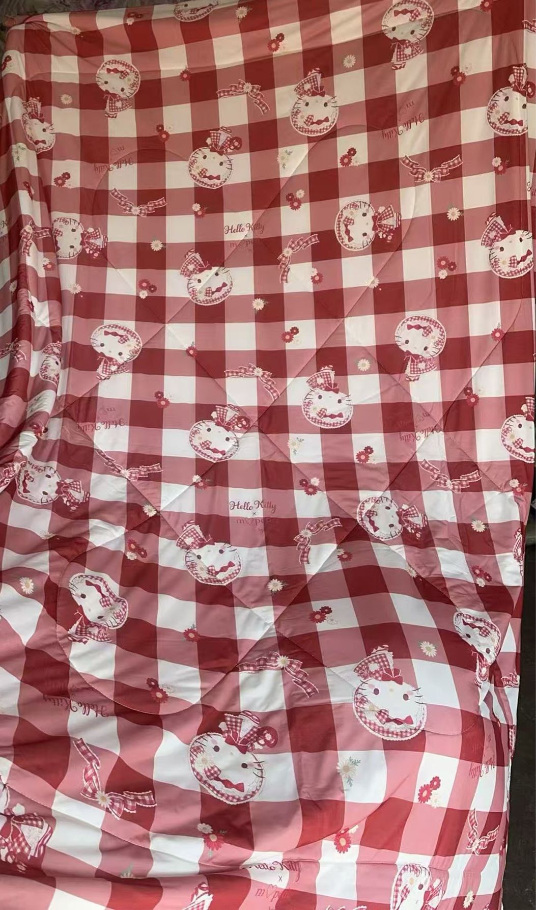 日單 hello kitty 超涼感被100x150cm （不設儲貨）