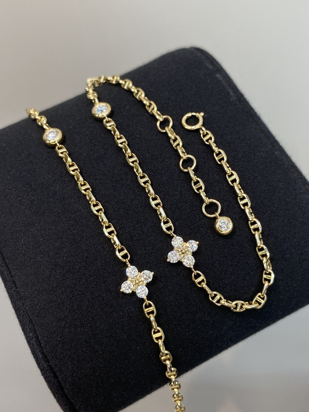 18K Diamond Bracelet 