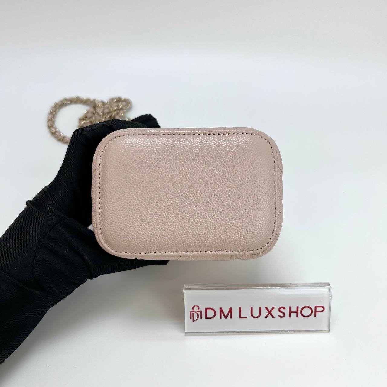 Chanel Light Pink Caviar Mini Vanity Case (Serial 30, Y: 2020)