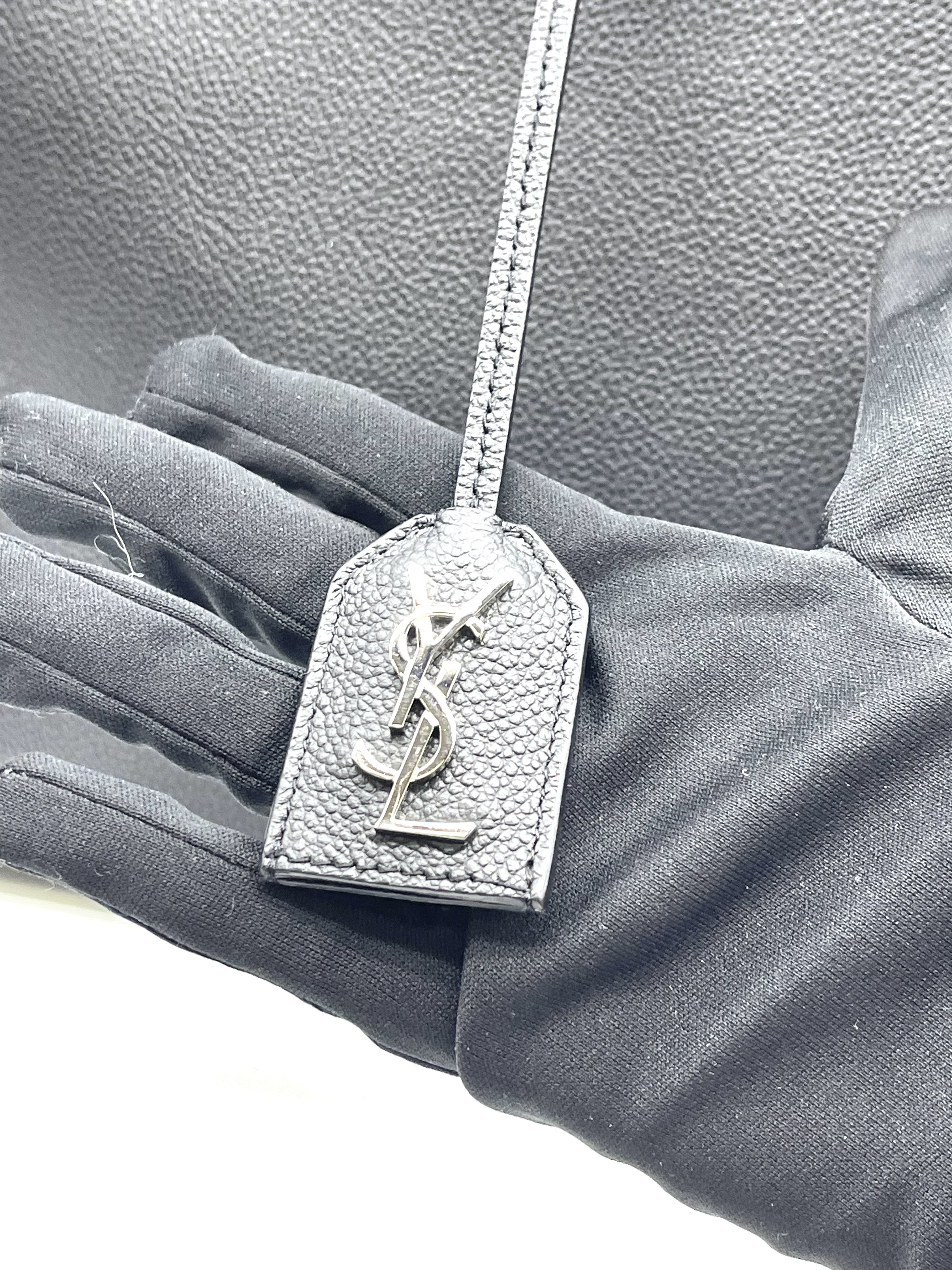 Pre-owned YSL Black Tote / Product Code: 26040301