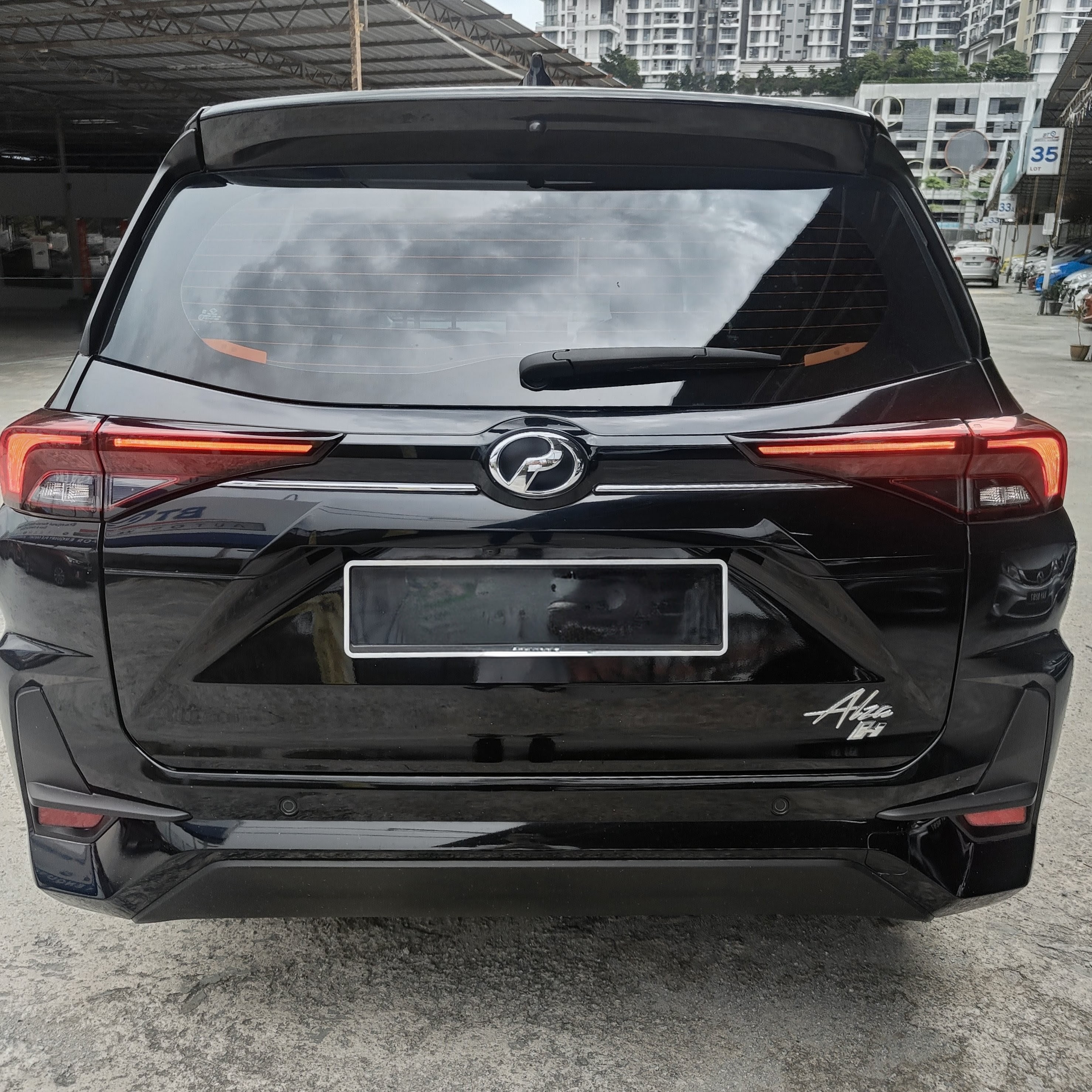 2022 Perodua ALZA H 1.5 (A)–LIKE NEW CONDITION!