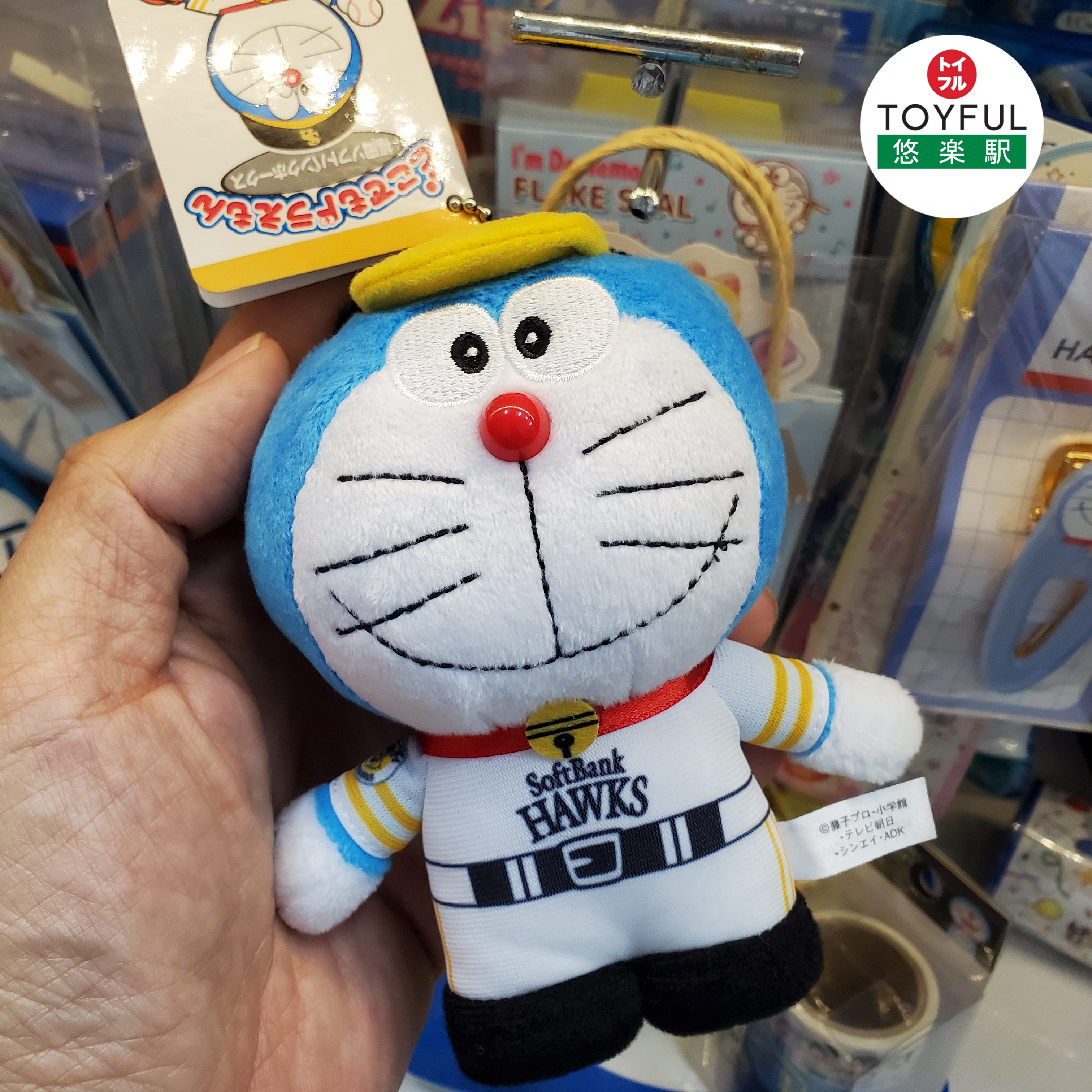 [現貨] [日本直送] 福岡 HAWKS 棒球隊限定 ｜ DORAEMON ｜吊飾 {TF2309053}