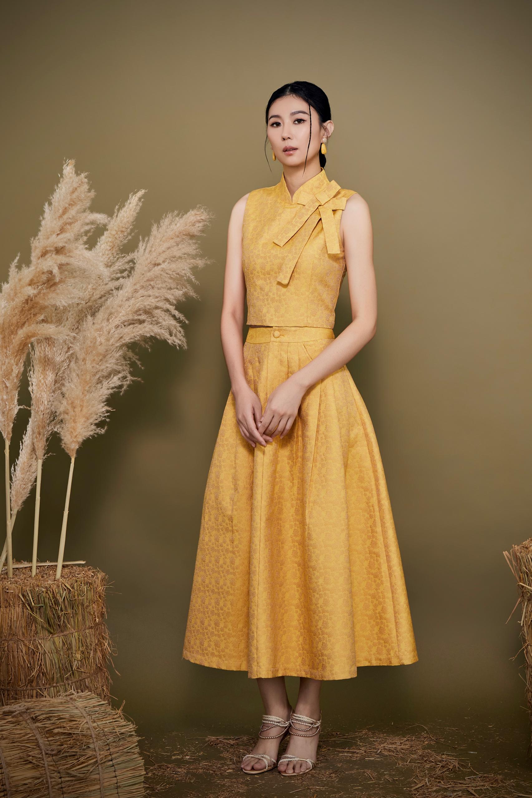 CS1441 EN TONG FRONT POCKET FLARE SKIRT