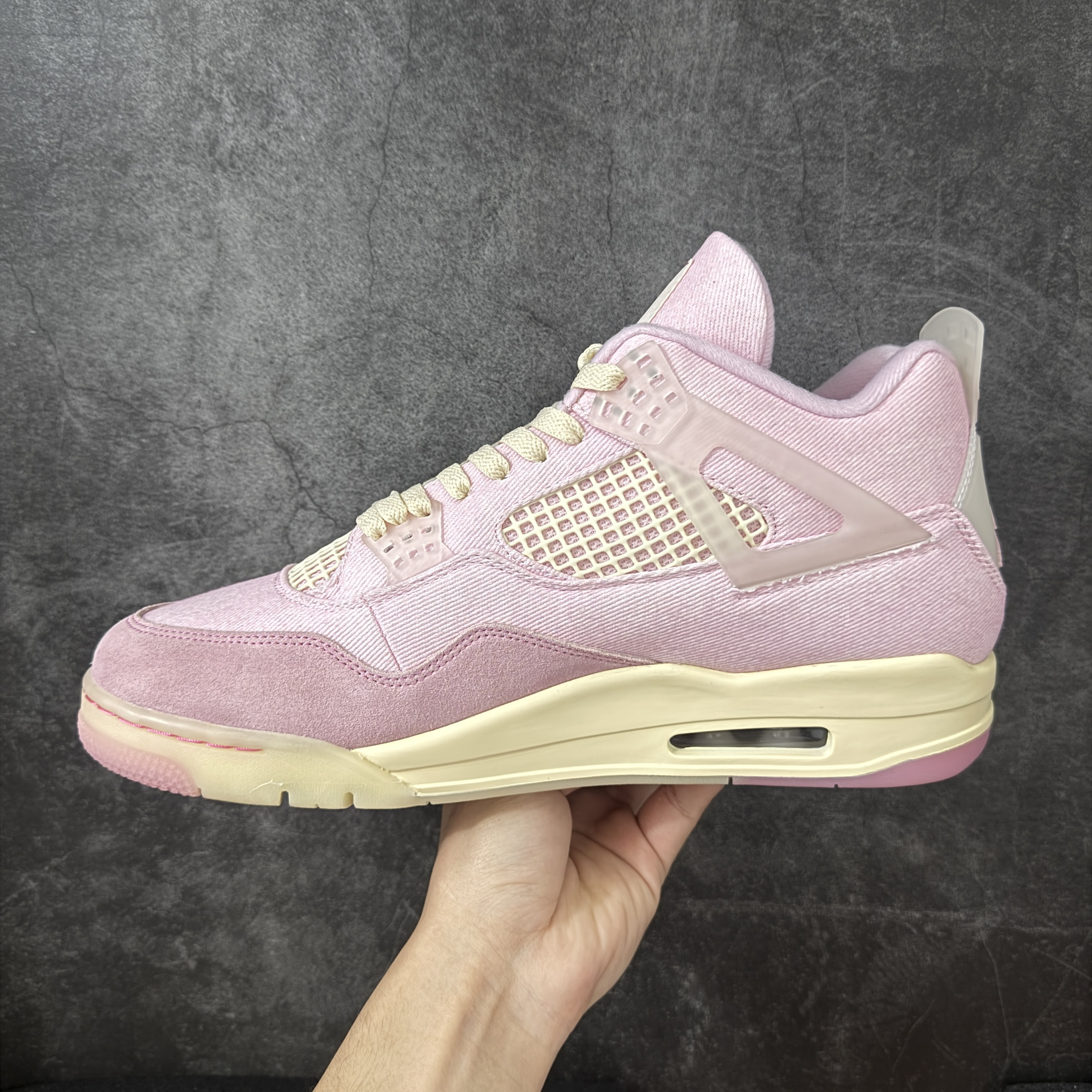 Nike Air Jordan 4 Retro IB6716-600