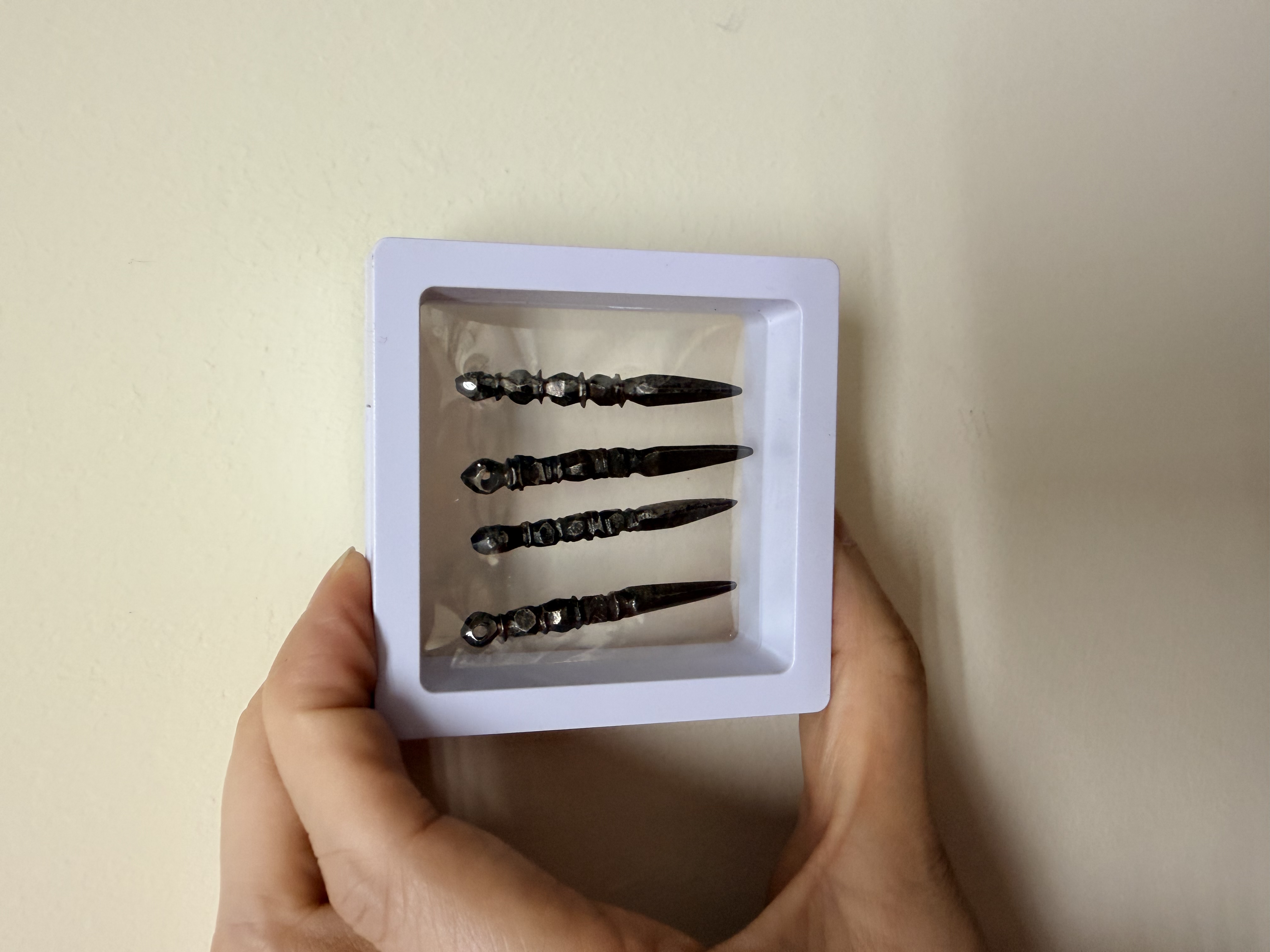 義賣品：藏傳天鐵小普巴杵（經過修法而成）